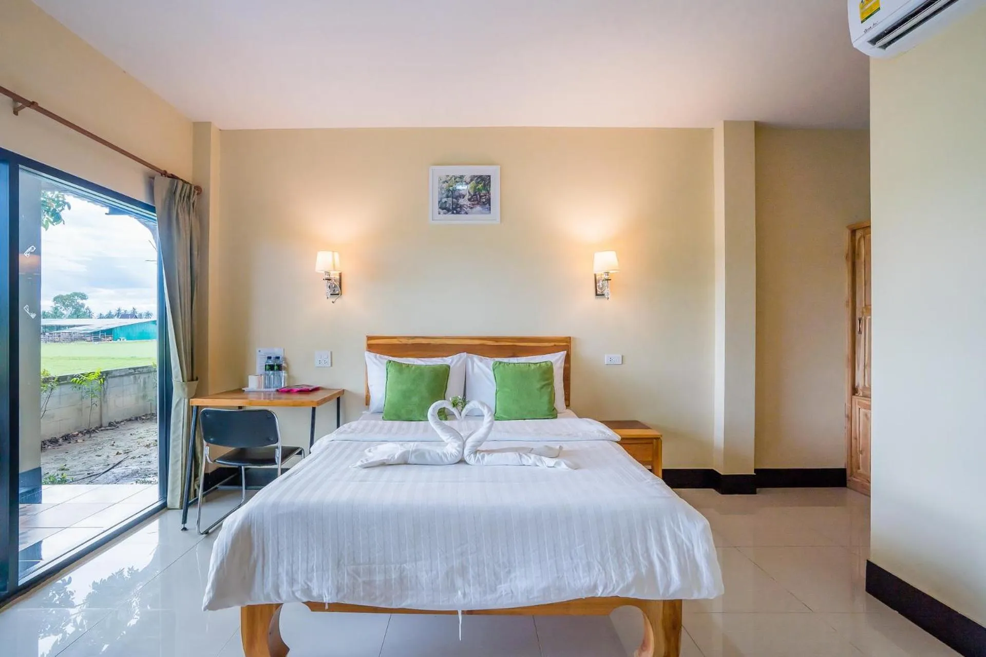 Bed in Tontan Resort Cha-am