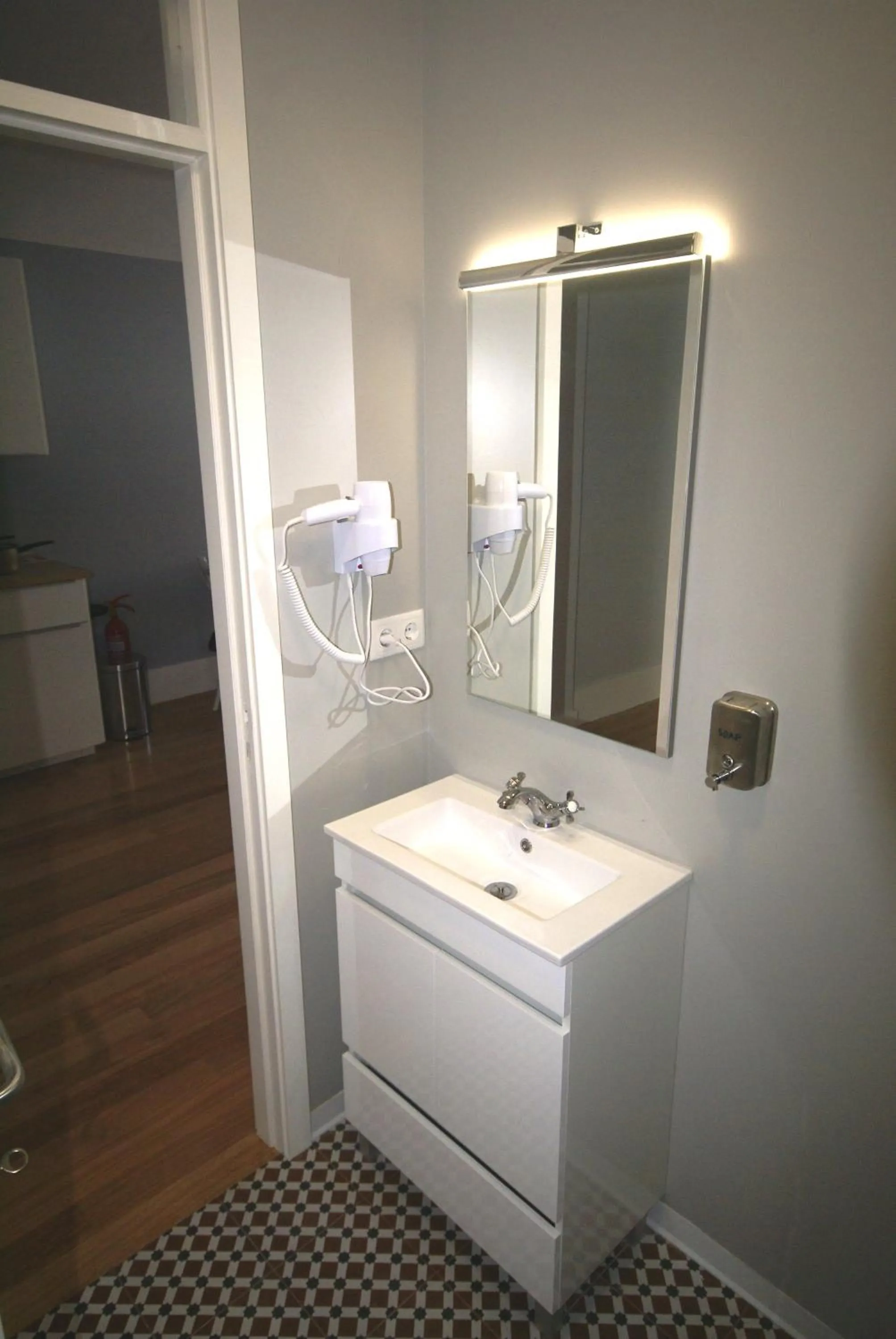 Toilet in Mouzinho 244 - Porto Houses & Suites