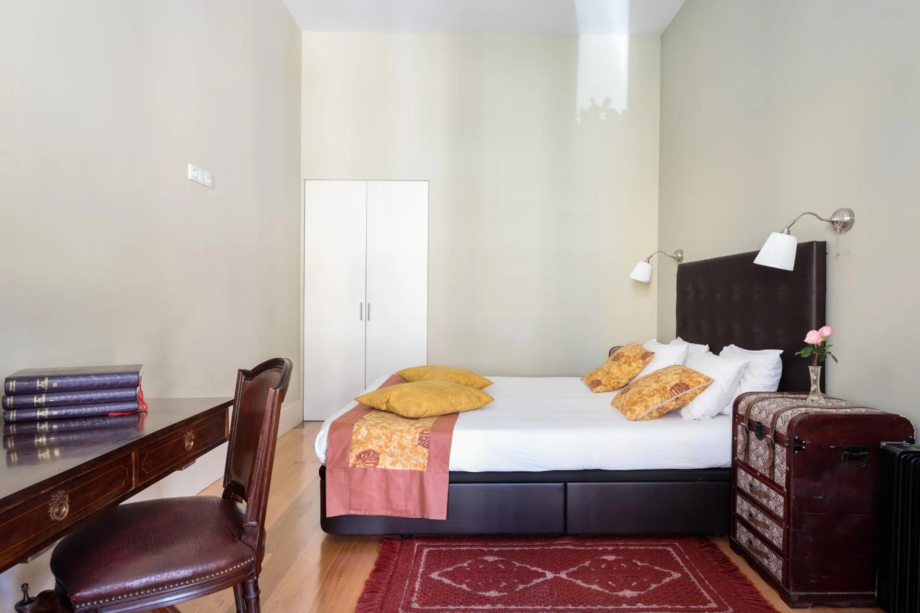 Bedroom, Bed in Mouzinho 244 - Porto Houses & Suites