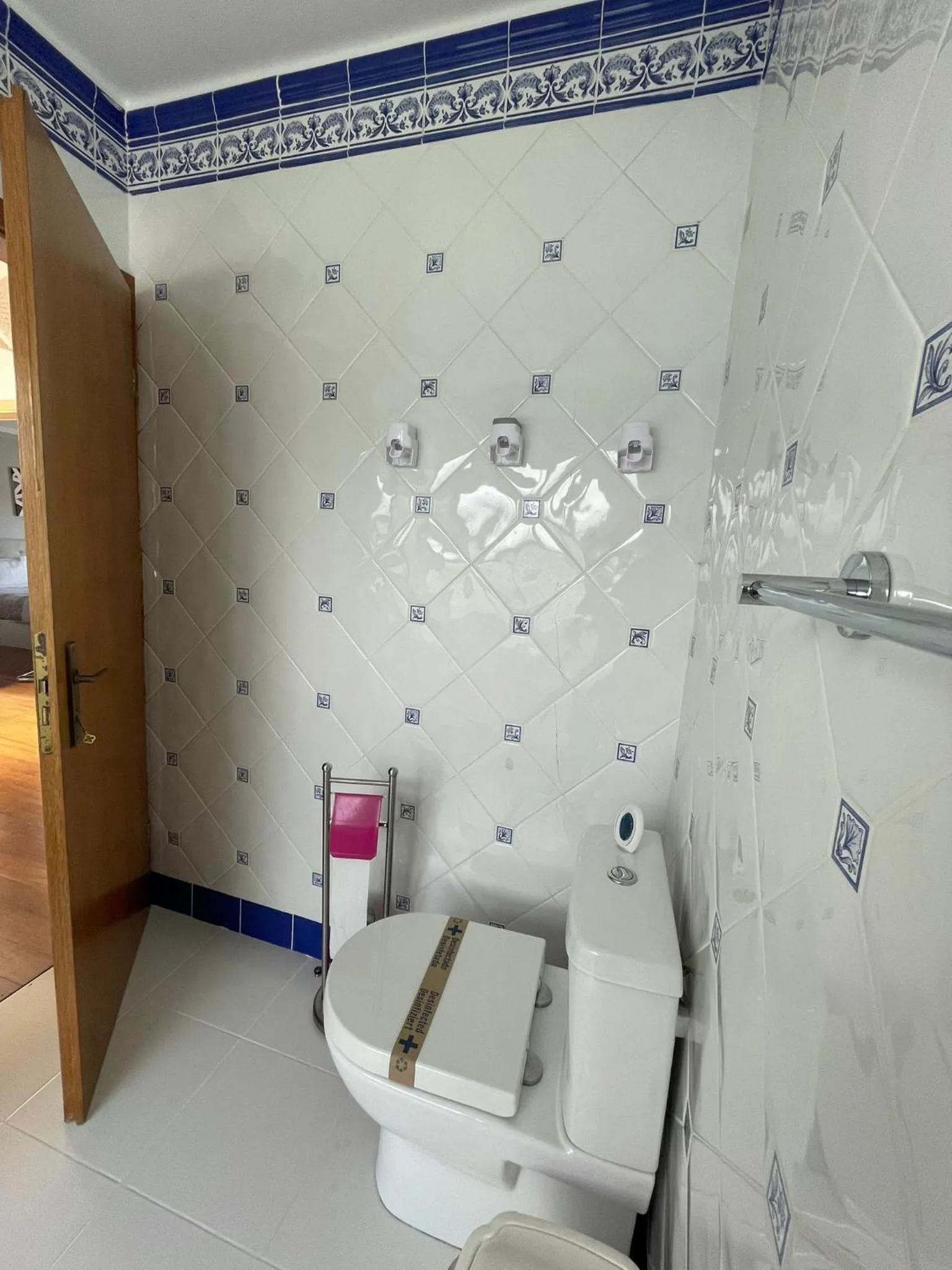 Bathroom in Surf & Guest Lorena´s House