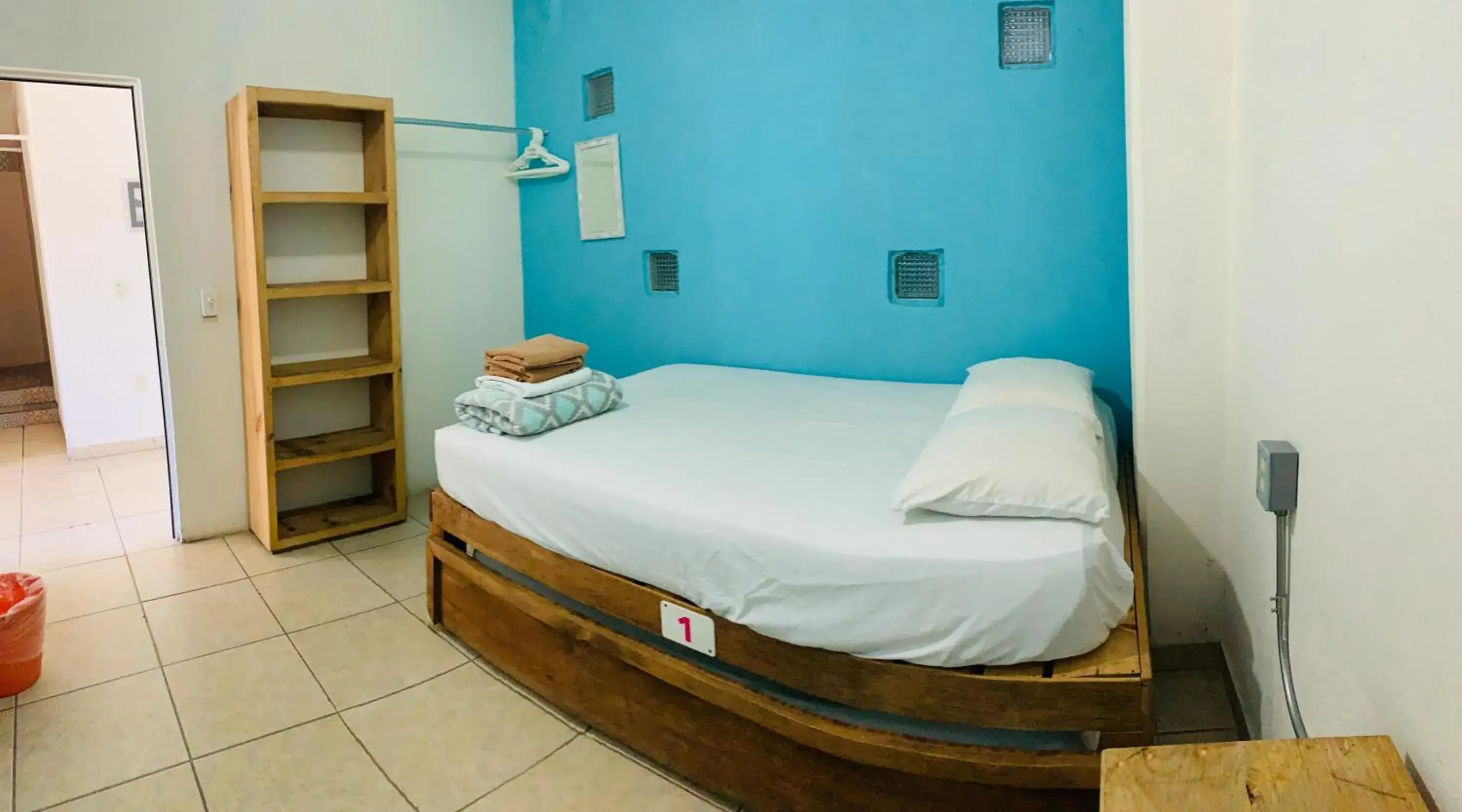 Basic Triple Room with Shared Bathroom in Hostal Bucerias Basic Triple Room with Shared Bathroom in Hostal Bucerias