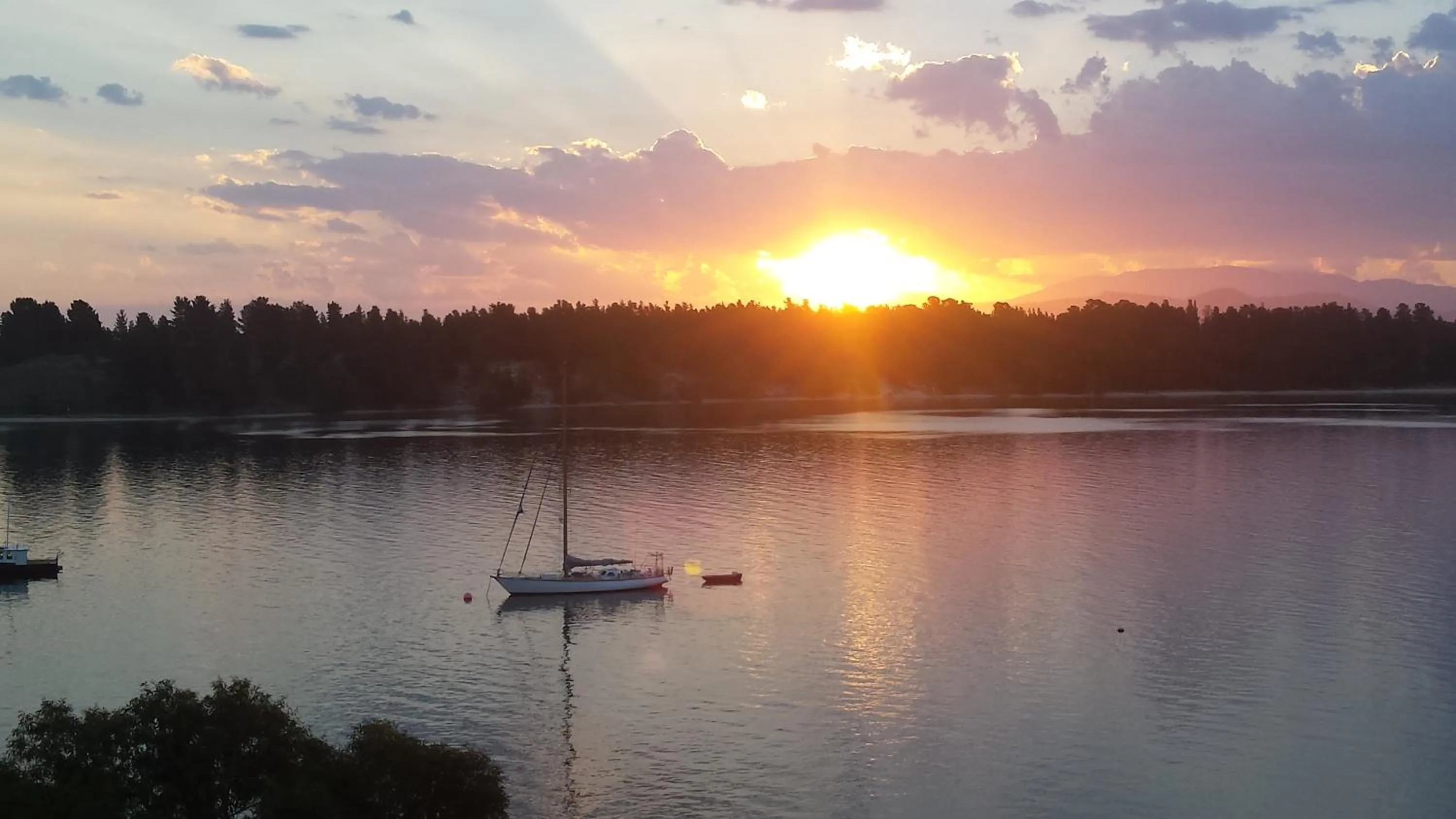 Beach in Lewi Waters