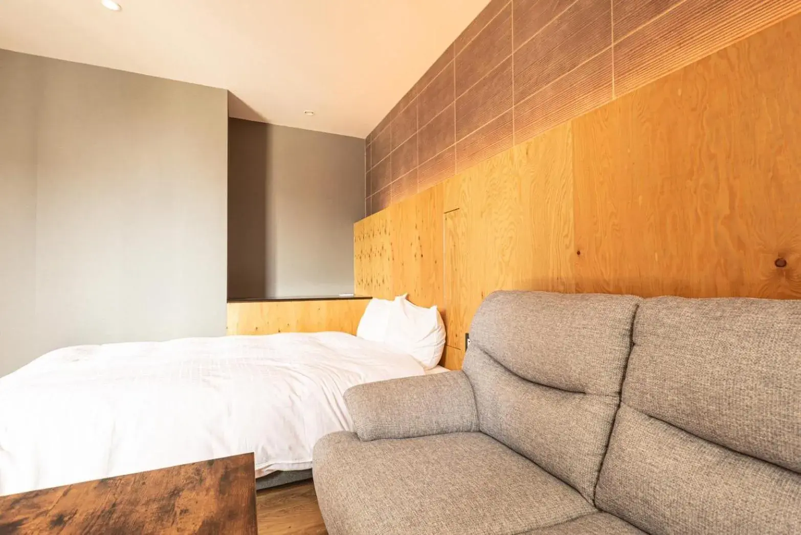 Large Double Room - single occupancy in ArC LIFESTYLE SPACE & HOTEL Large Double Room - single occupancy in ArC LIFESTYLE SPACE & HOTEL