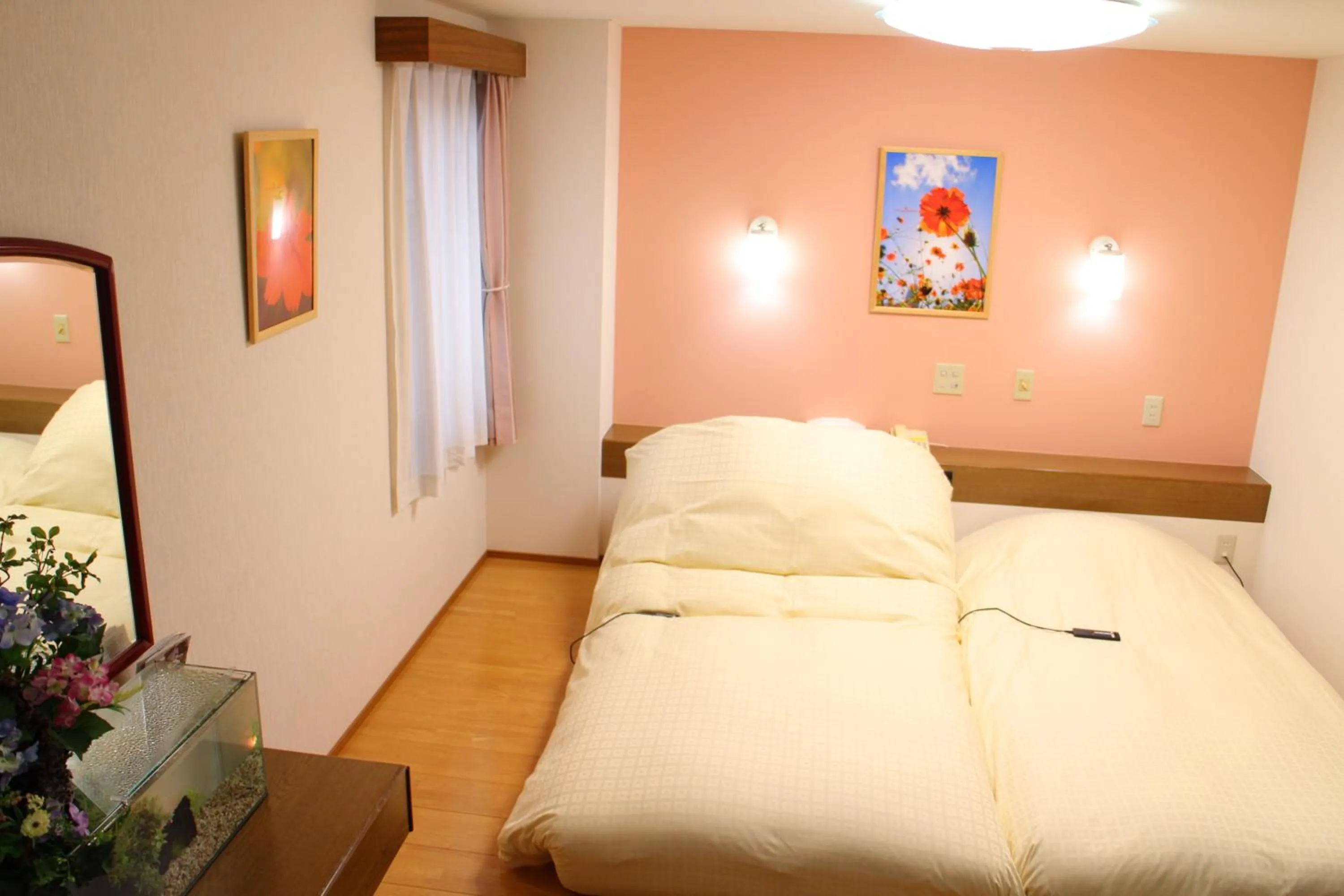 Photo of the whole room, Bed in Business Hotel Raicho