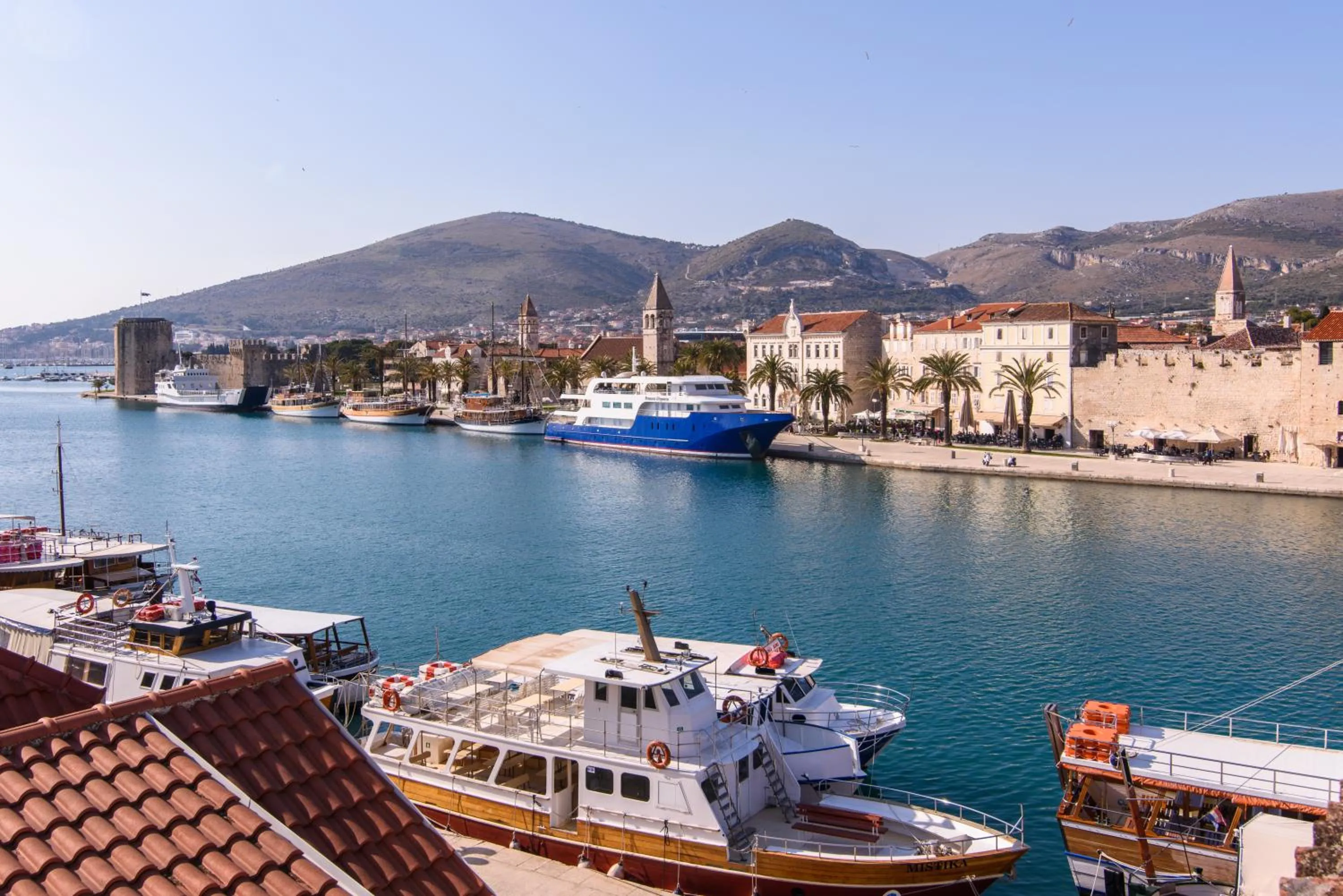 Bedroom in Heritage Hotel Vila Sikaa