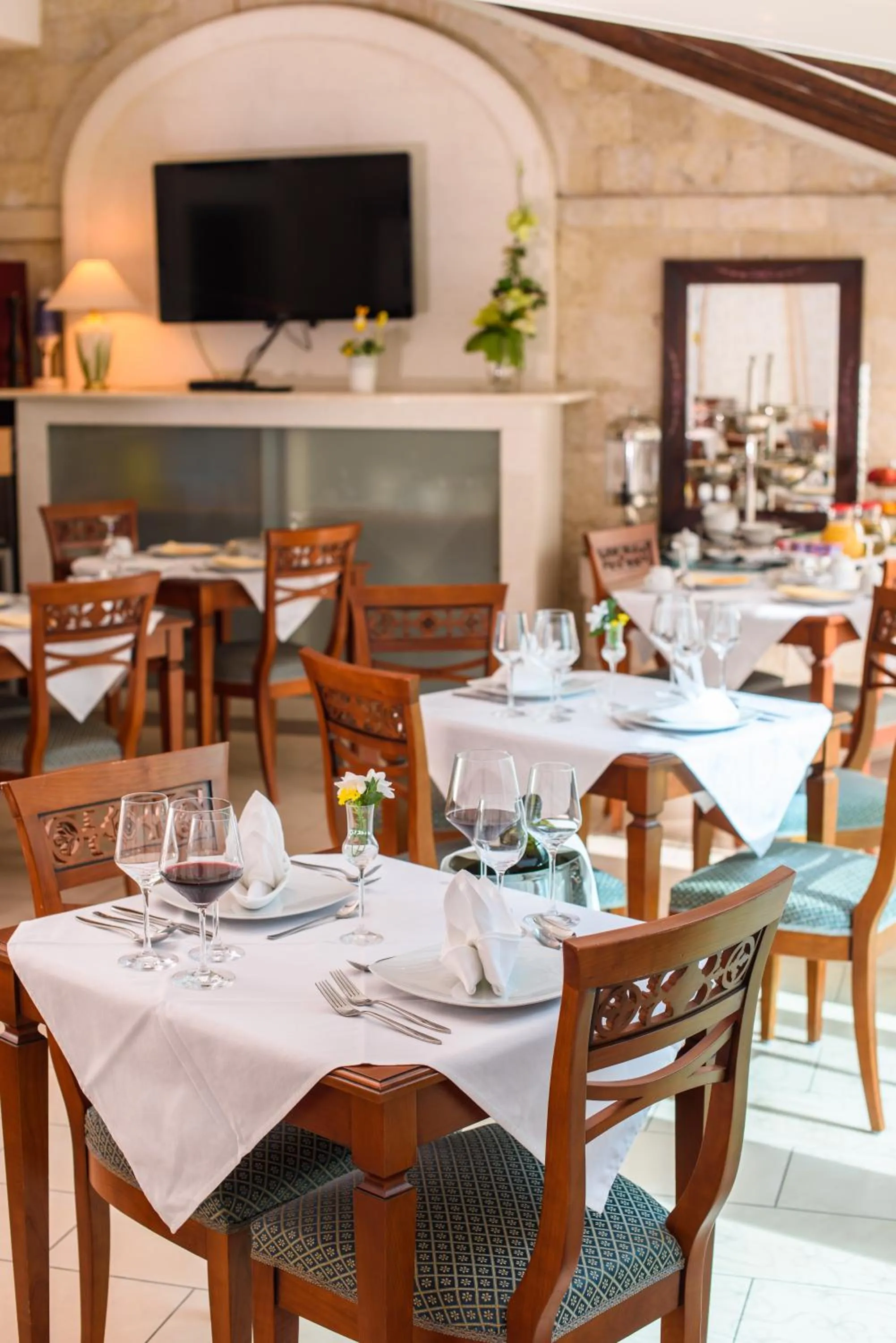 Restaurant/places to eat in Heritage Hotel Vila Sikaa