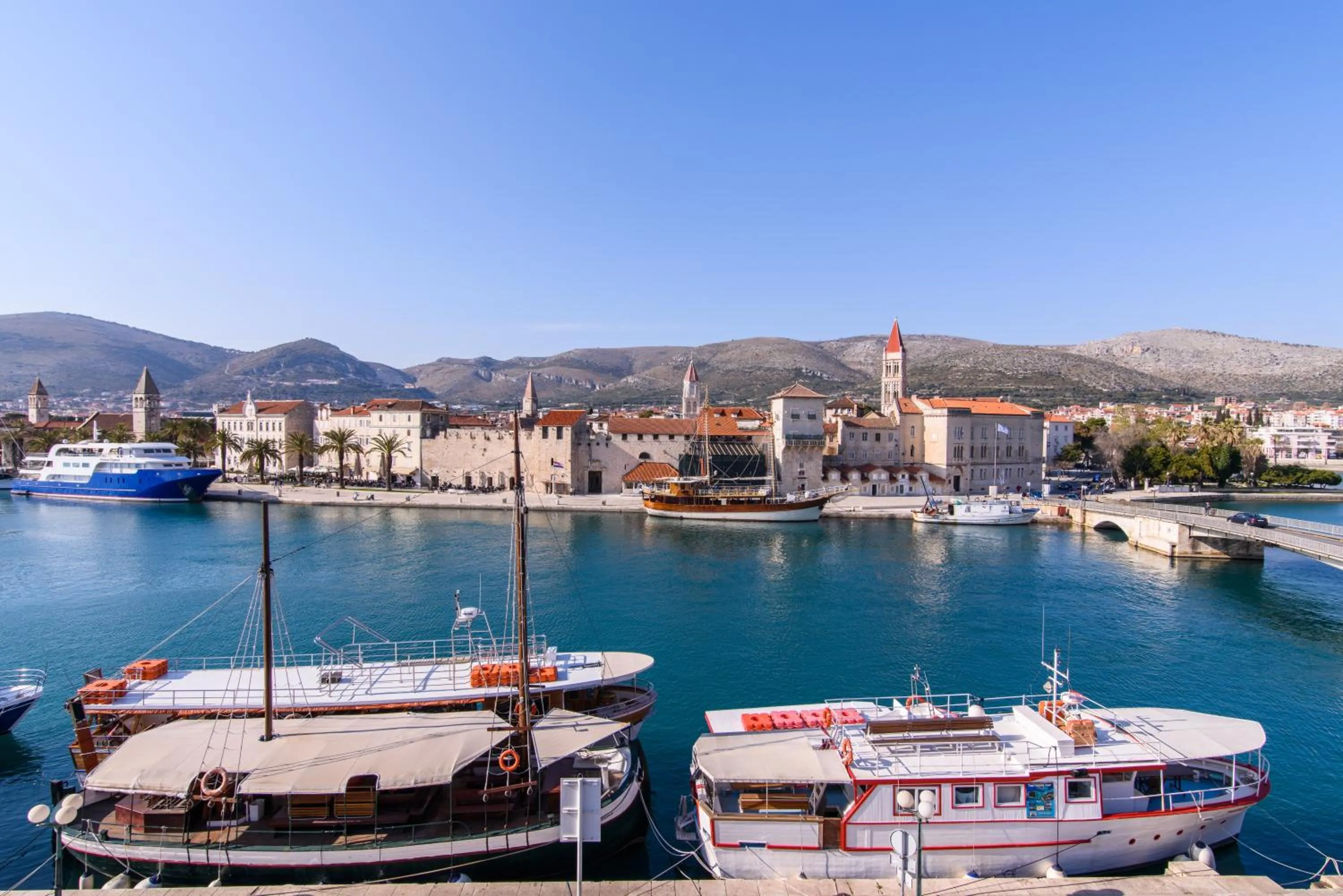 Bedroom in Heritage Hotel Vila Sikaa