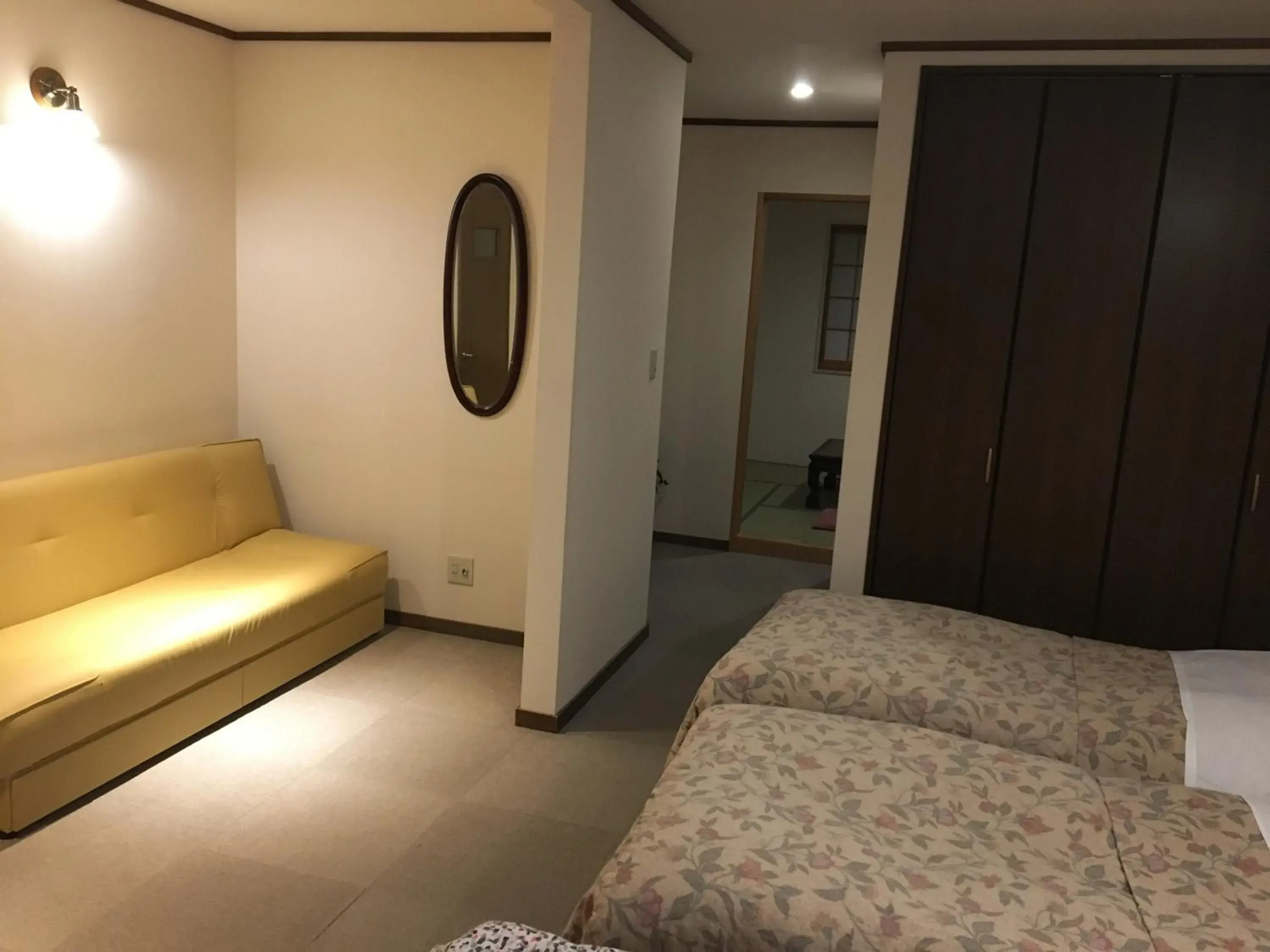 Quadruple Room with Bathroom in Ikoi Quadruple Room with Bathroom in Ikoi