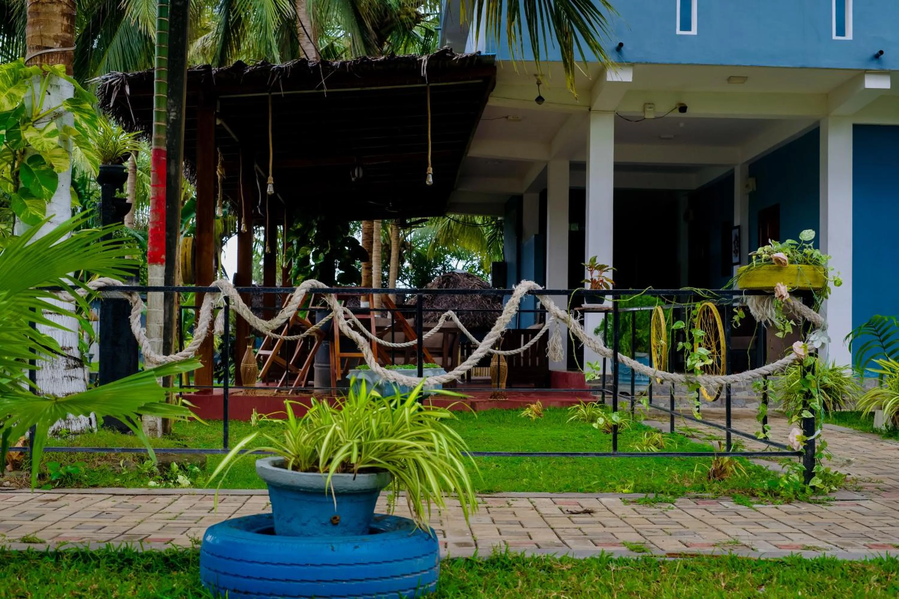 Nilaveli Hybrid Holiday Hotel