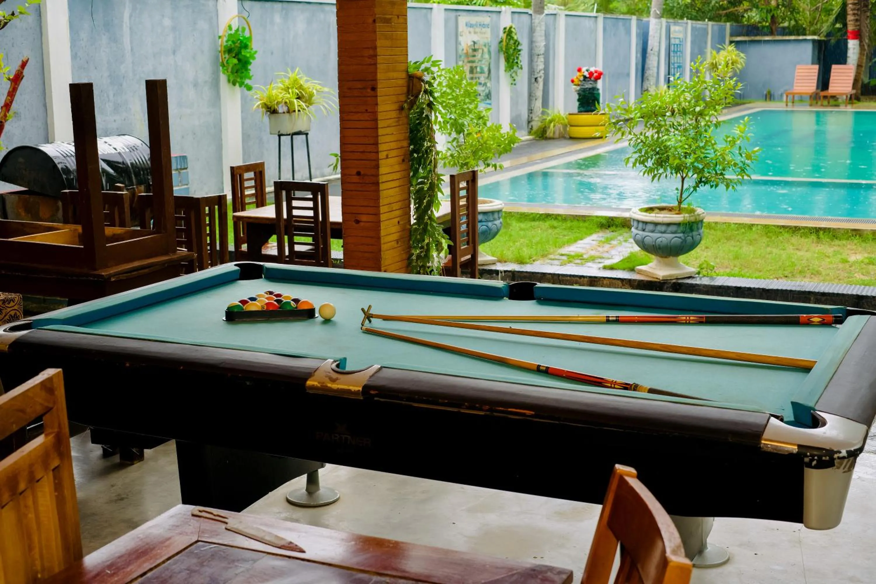 Nilaveli Hybrid Holiday Hotel