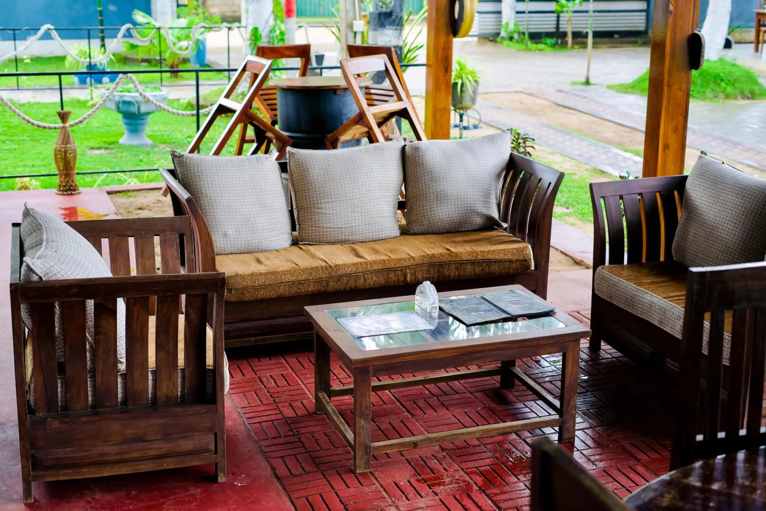 Nilaveli Hybrid Holiday Hotel