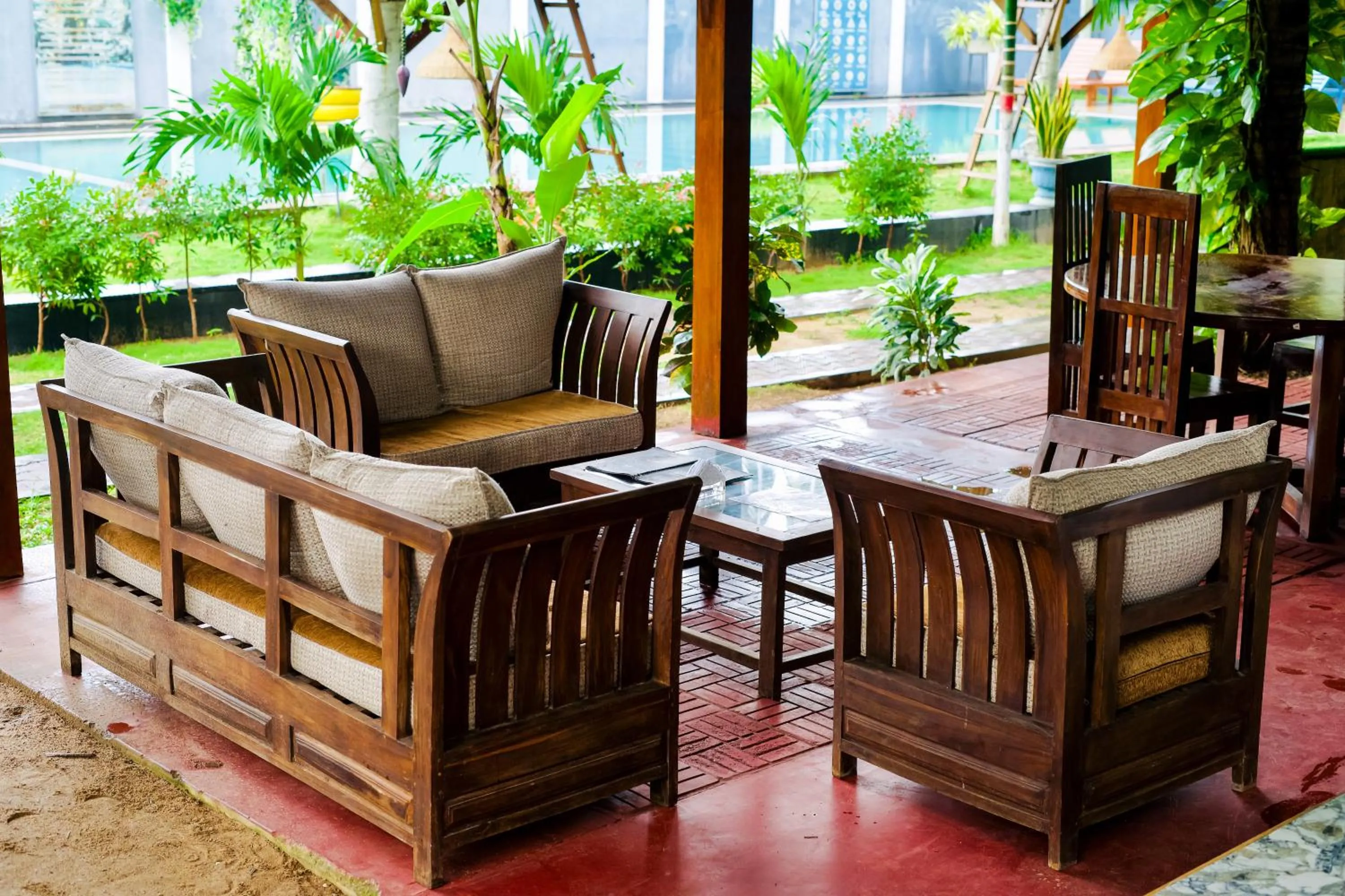 Nilaveli Hybrid Holiday Hotel