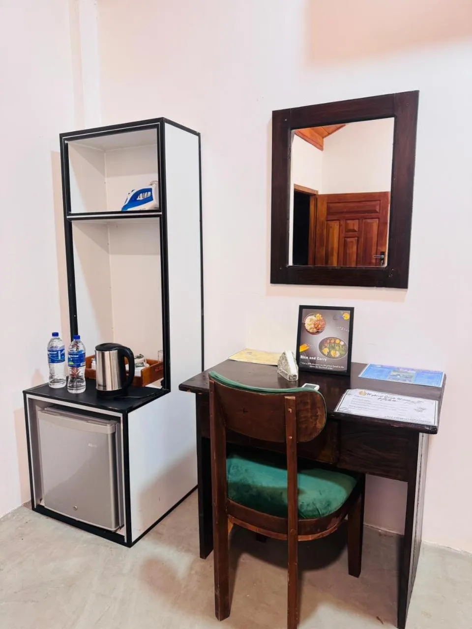 Coffee/tea facilities in Nilaveli Hybrid Holiday Hotel