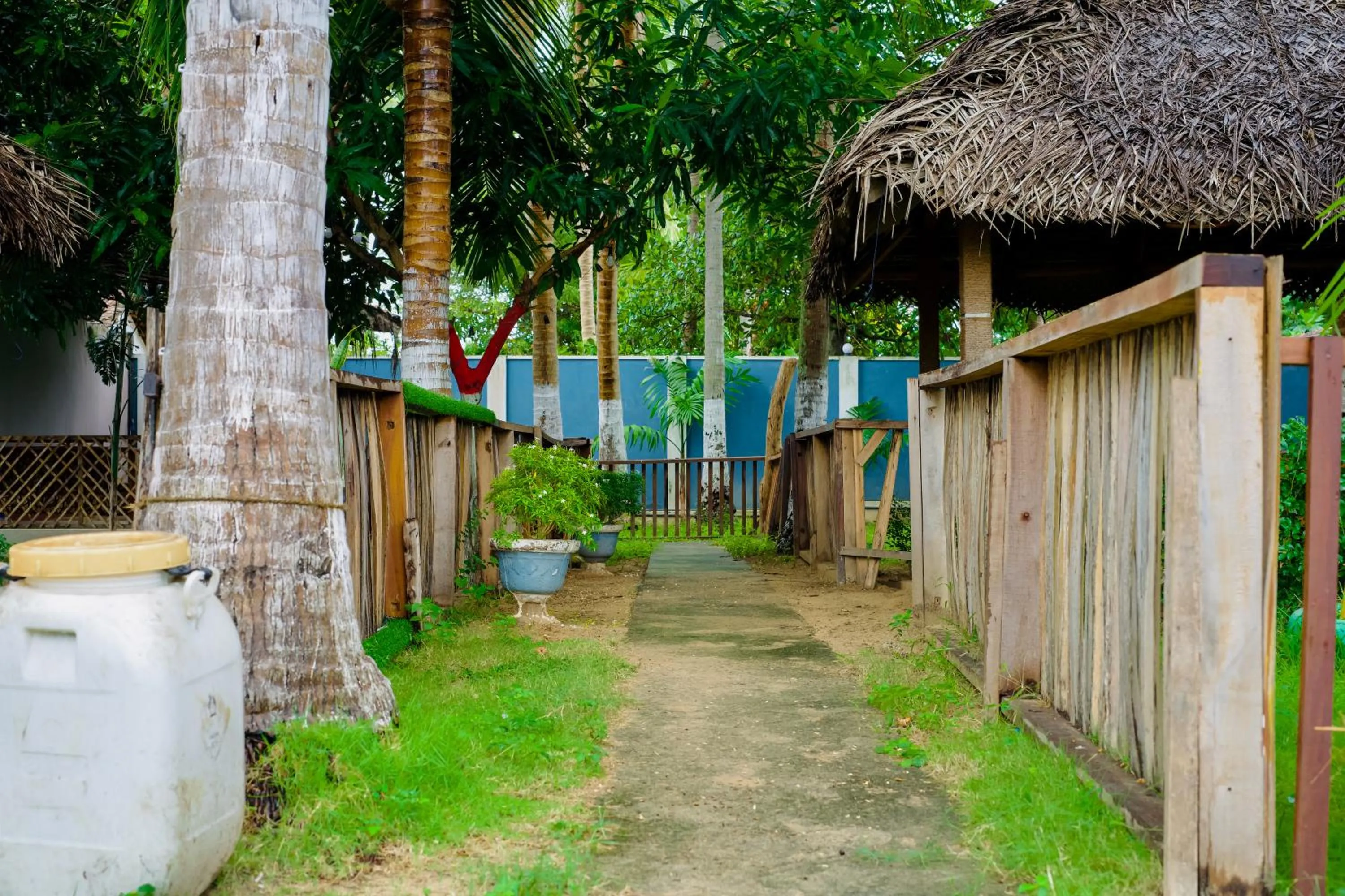 Nilaveli Hybrid Holiday Hotel