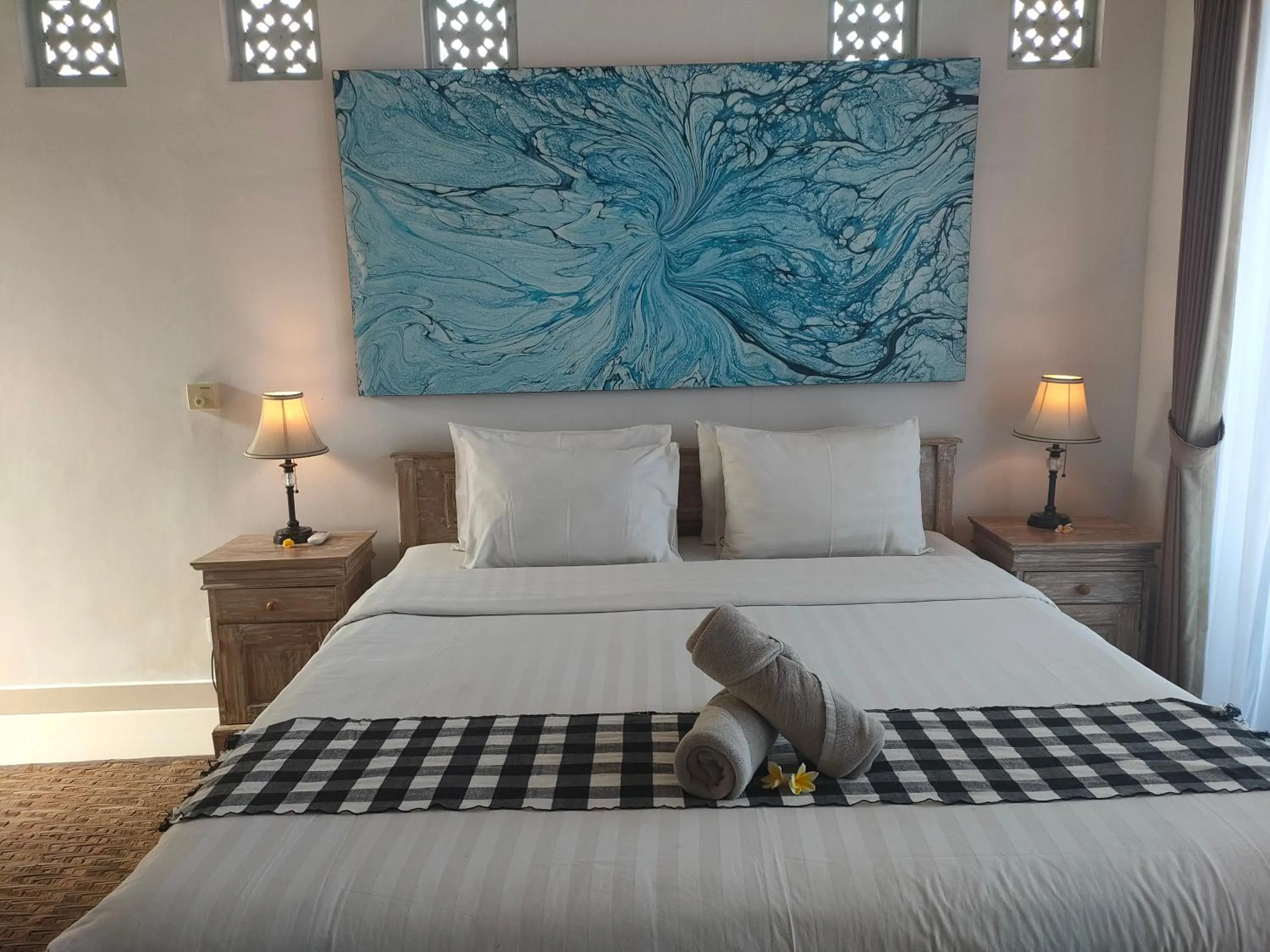 Deluxe Double Room with Balcony in Candra Surf Homestay