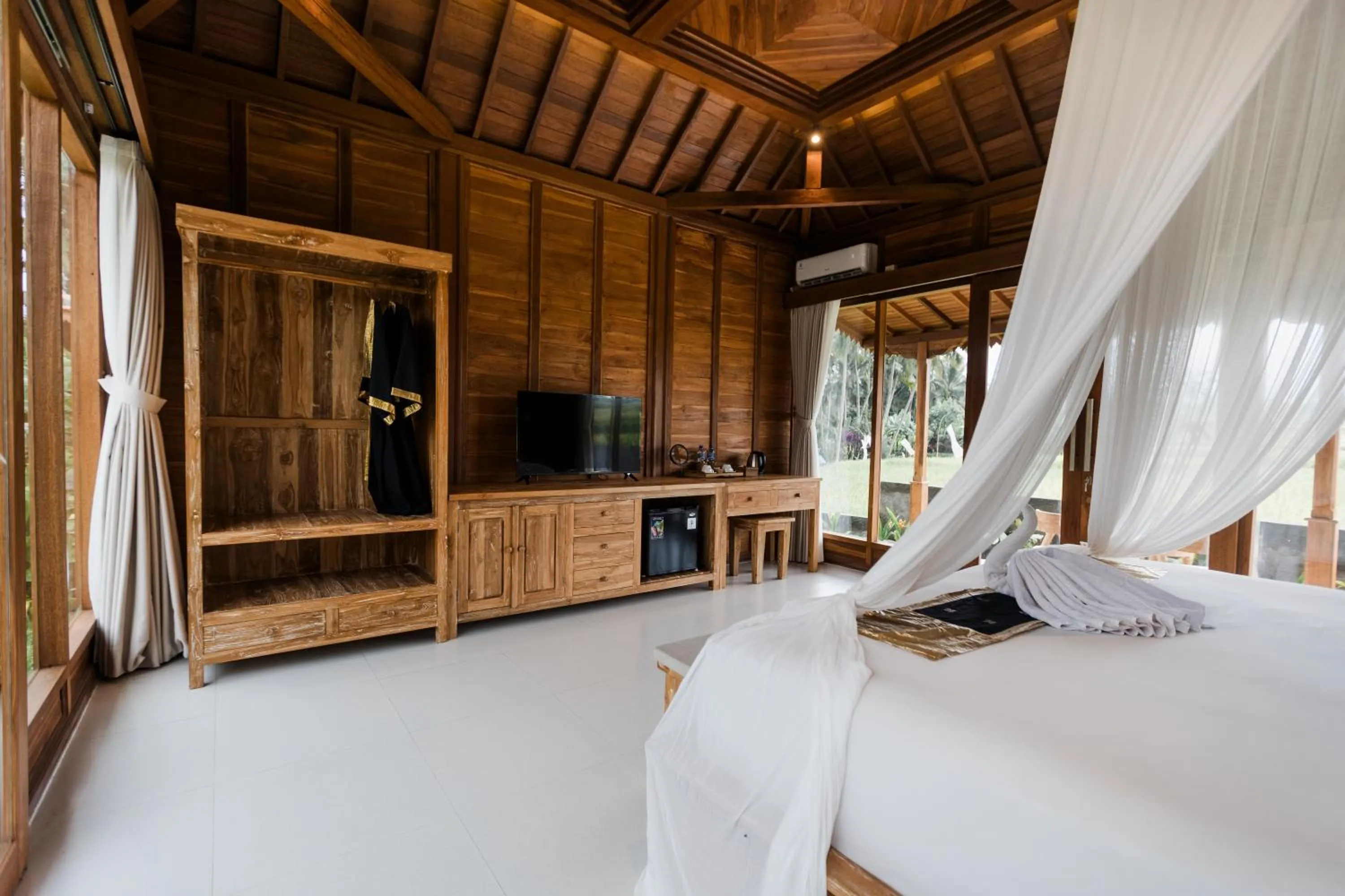 Bed in Padi Bali Retreat