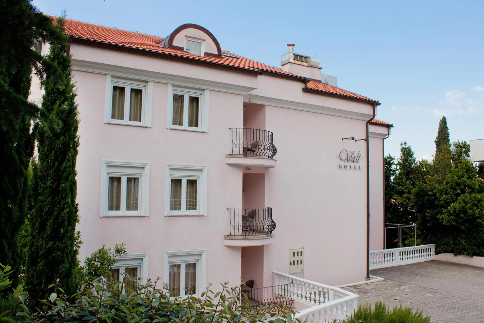 Property building in Hotel Vali Dramalj