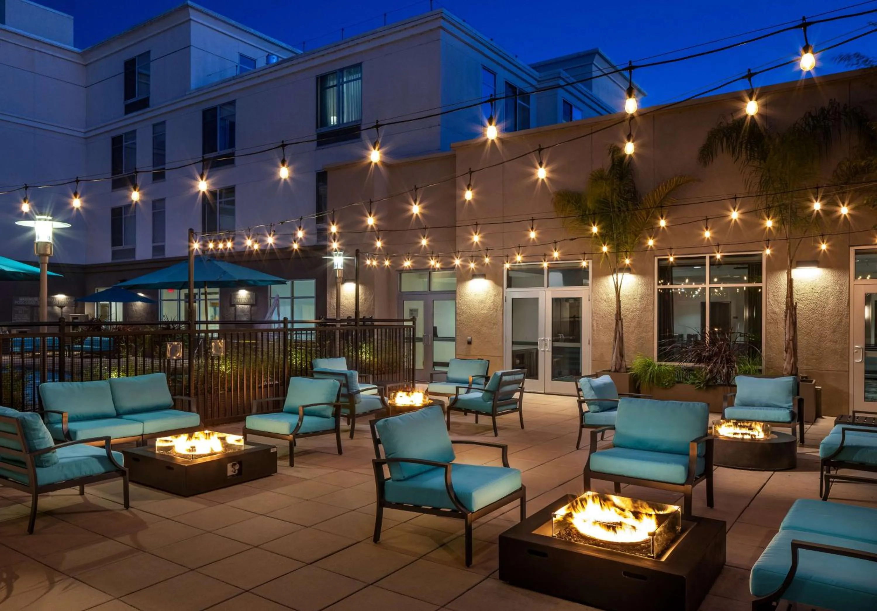 Patio in Hyatt Place Santa Cruz