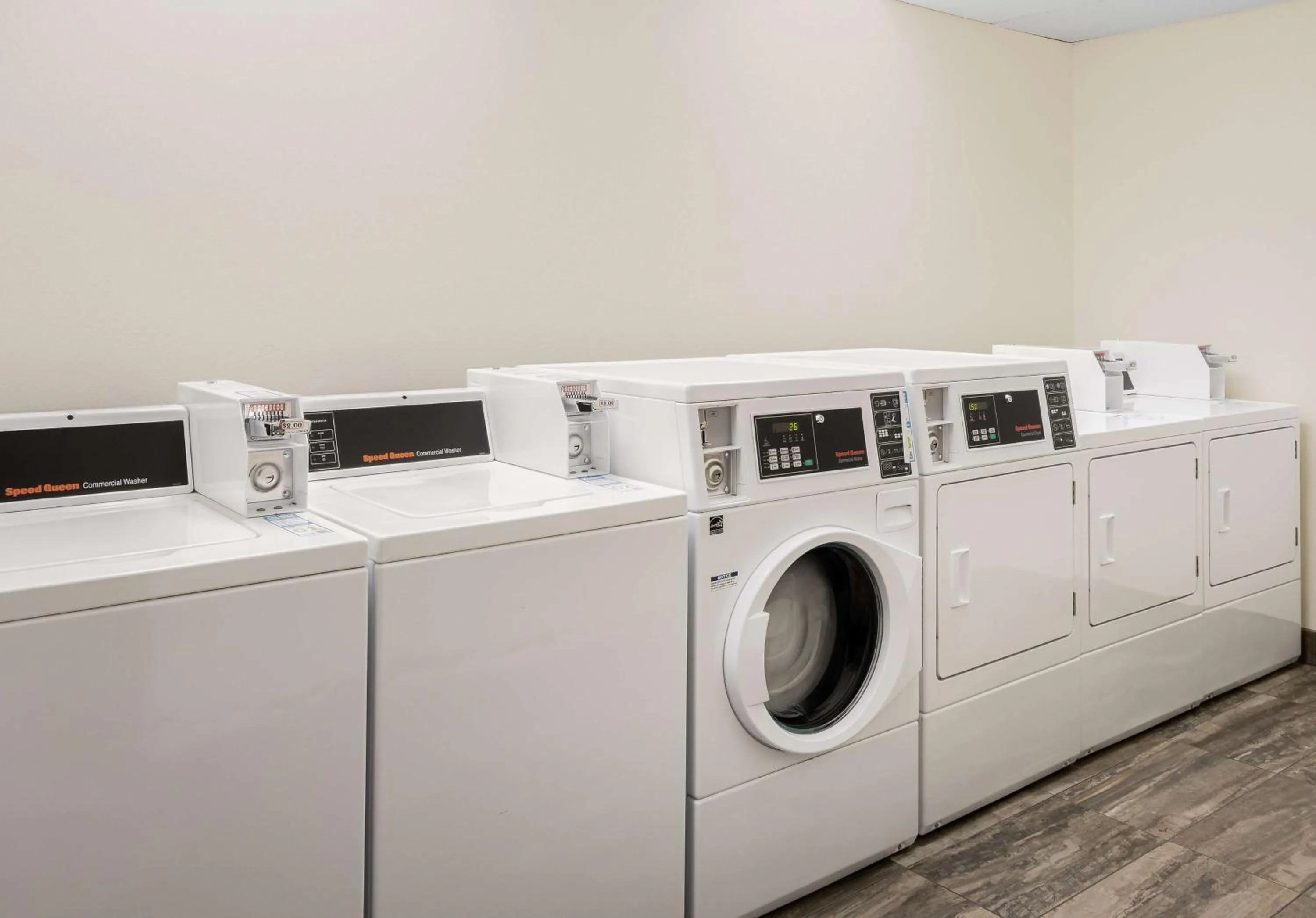 laundry in Hyatt Place Santa Cruz