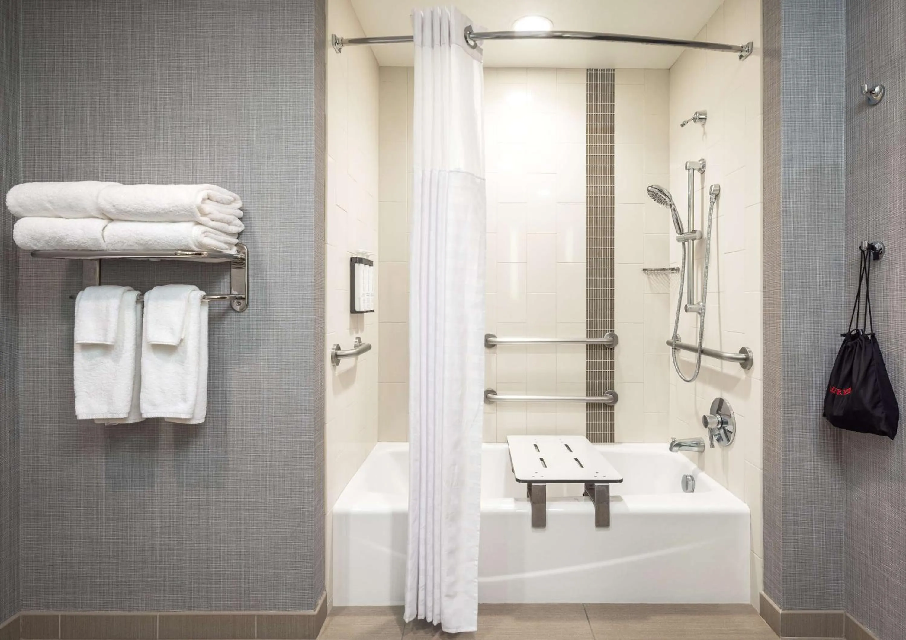 Bathroom in Hyatt Place Santa Cruz