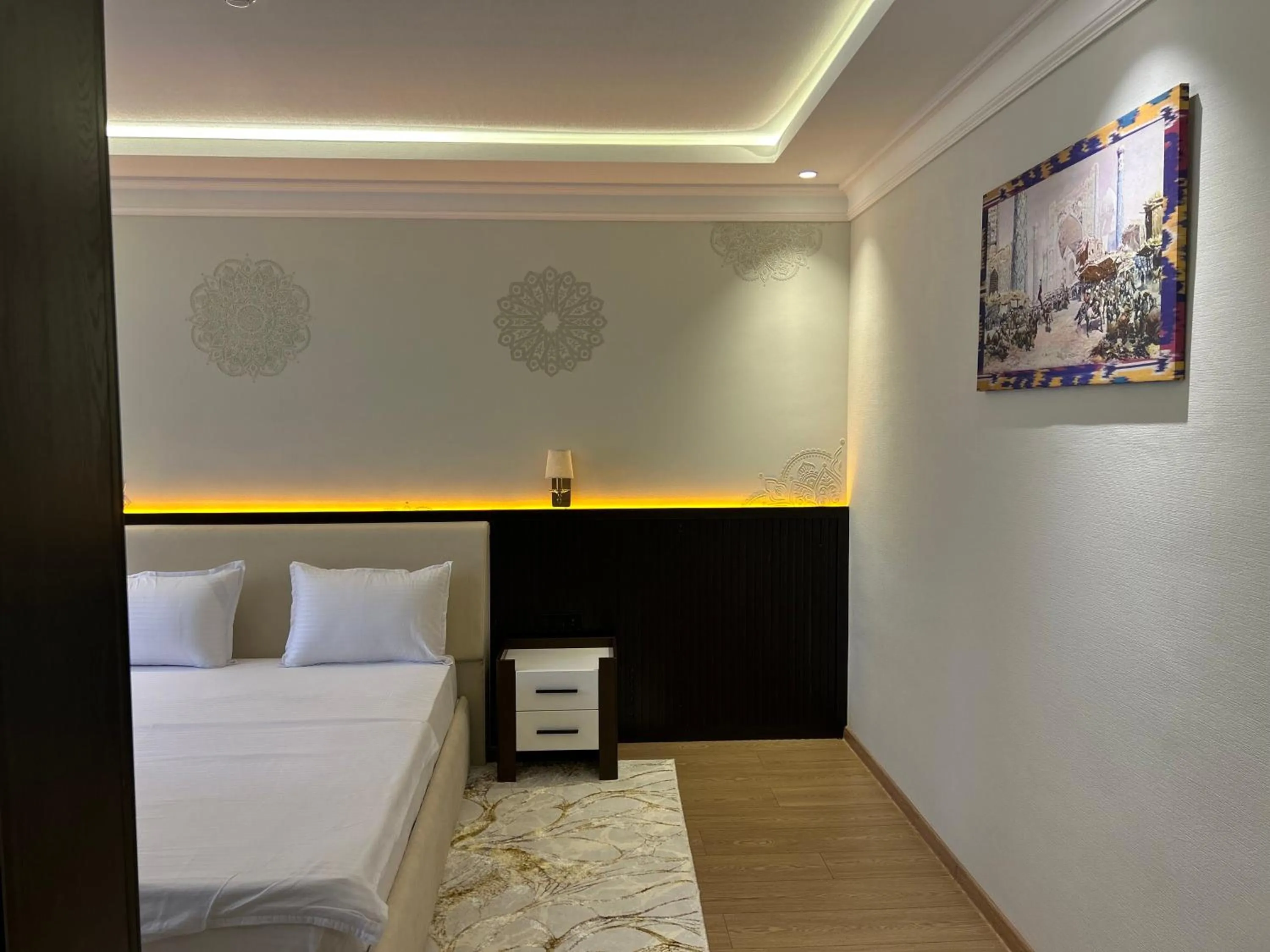 Photo of the whole room, Bed in Karim Parkside Hotel