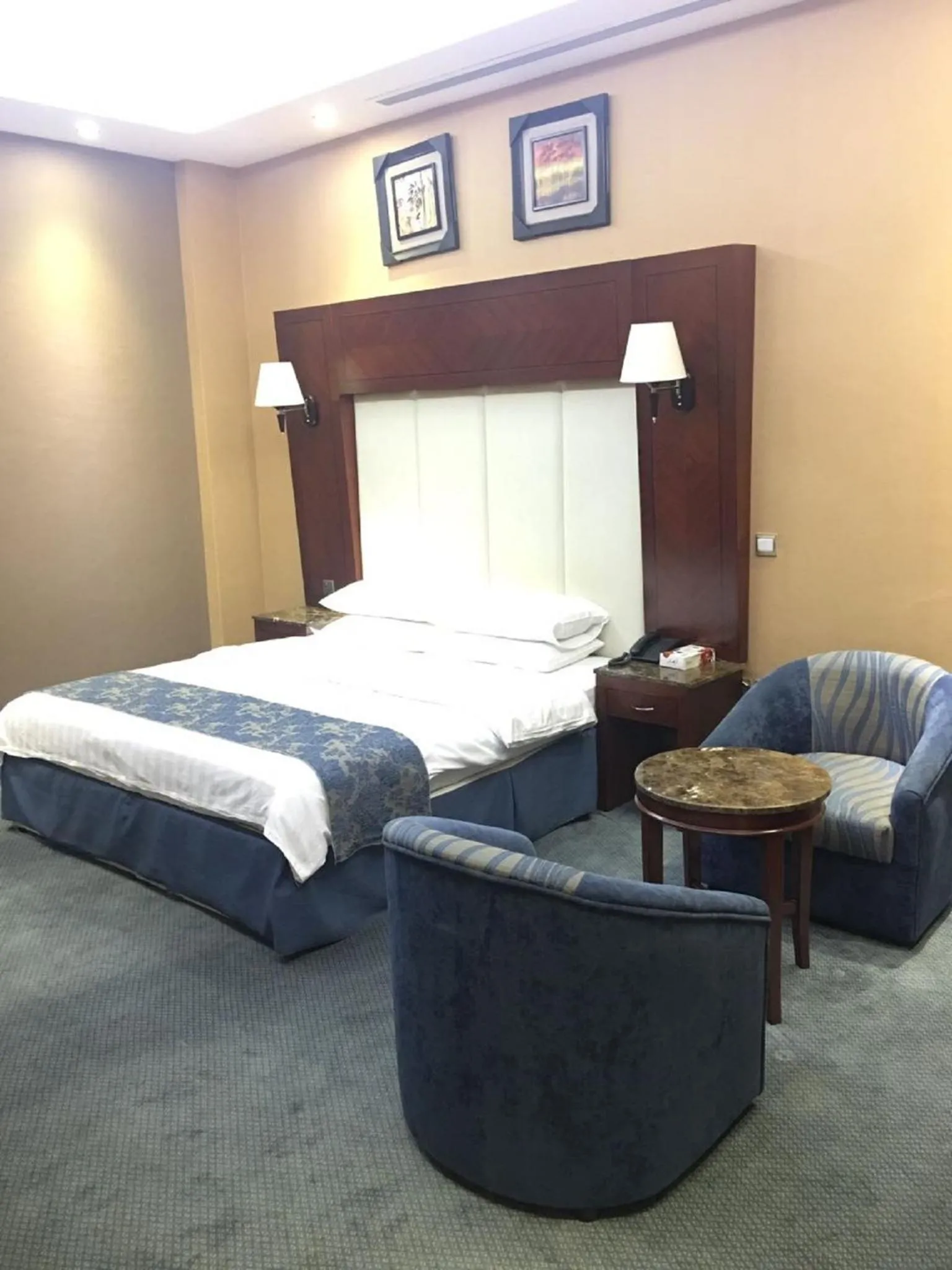 Bedroom, Bed in Elaf Suites Al Hamra