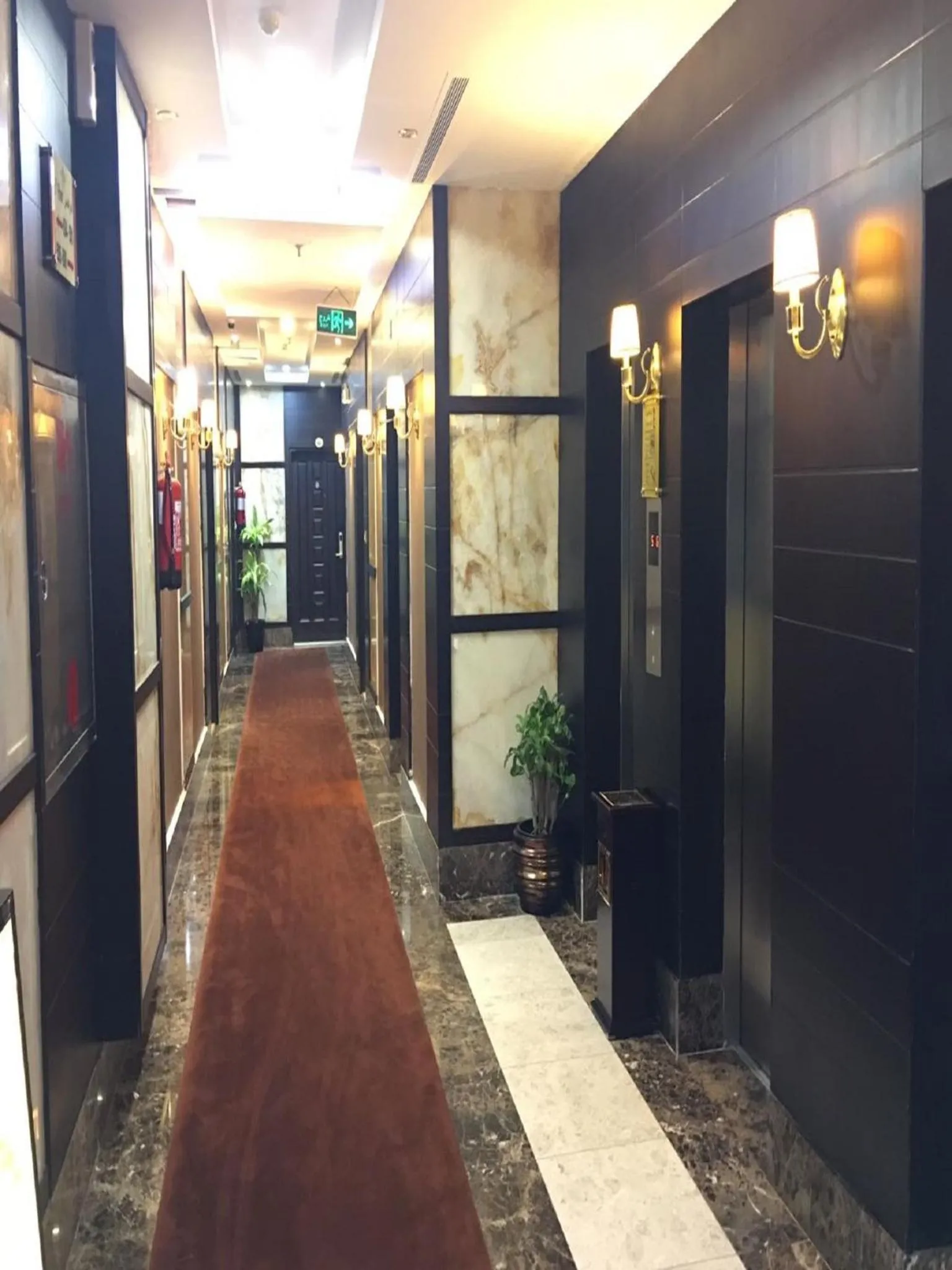 Area and facilities in Elaf Suites Al Hamra