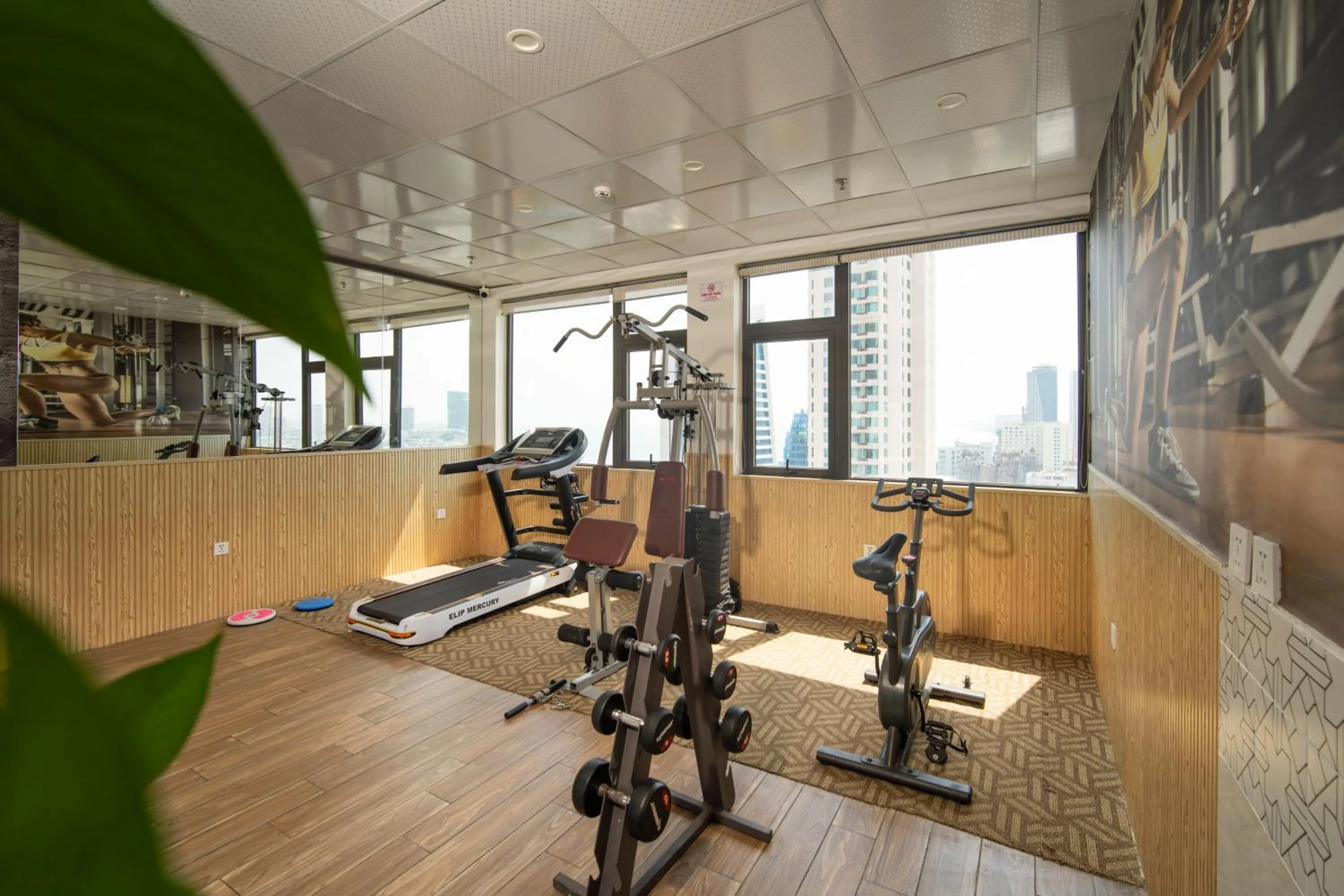 Fitness centre/facilities in Delicate Hotel