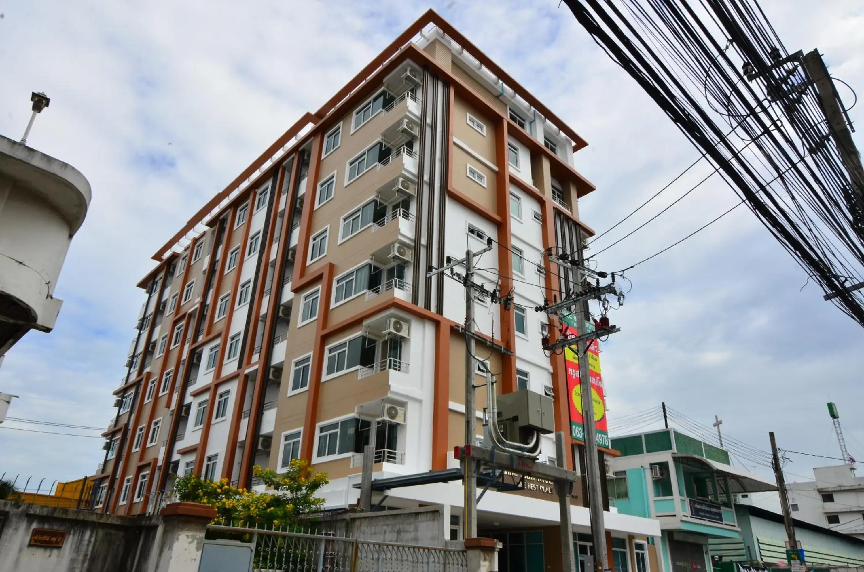 Property building in The Best Place Property building in The Best Place