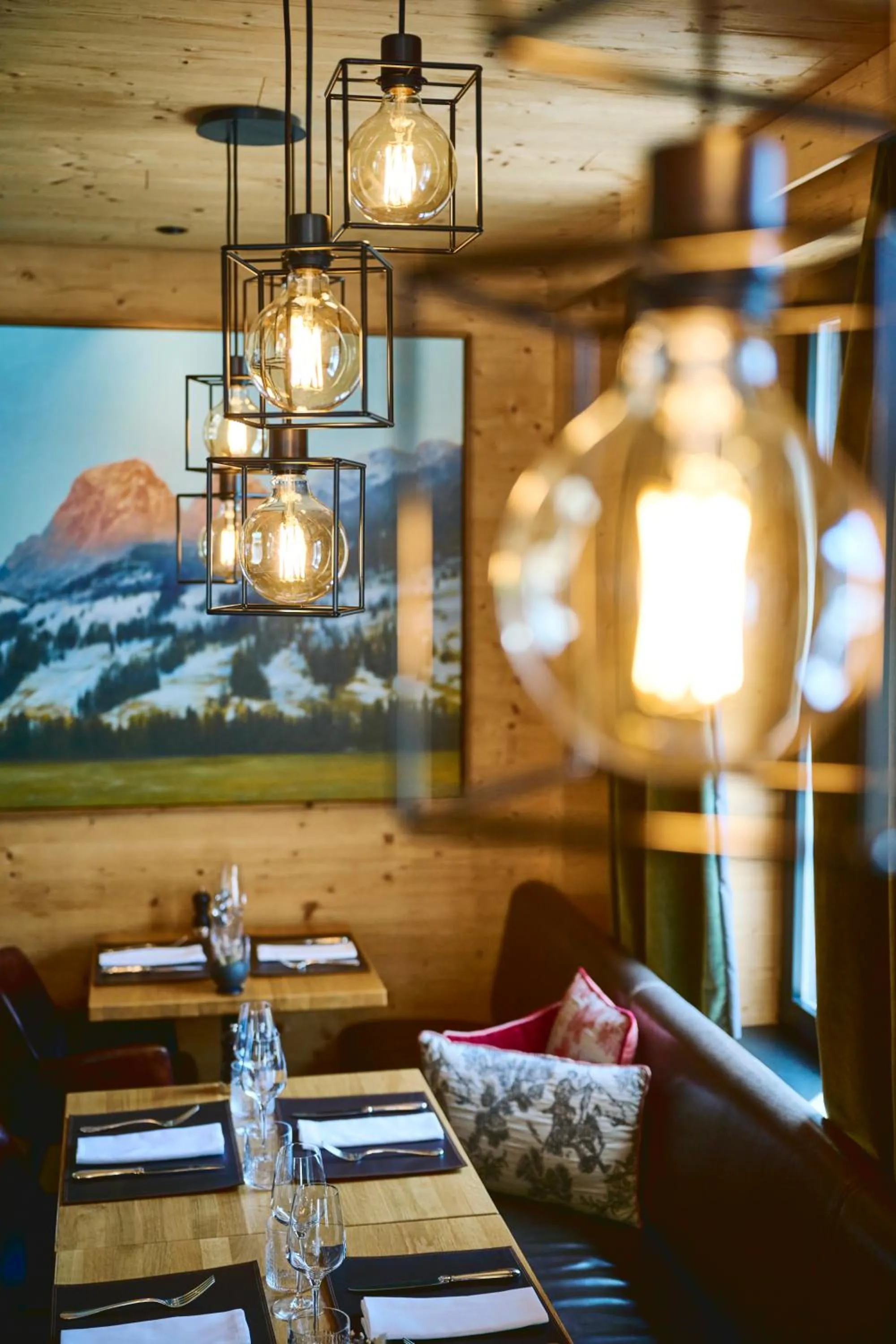 Restaurant/places to eat in Hotel-Restaurant Valrose