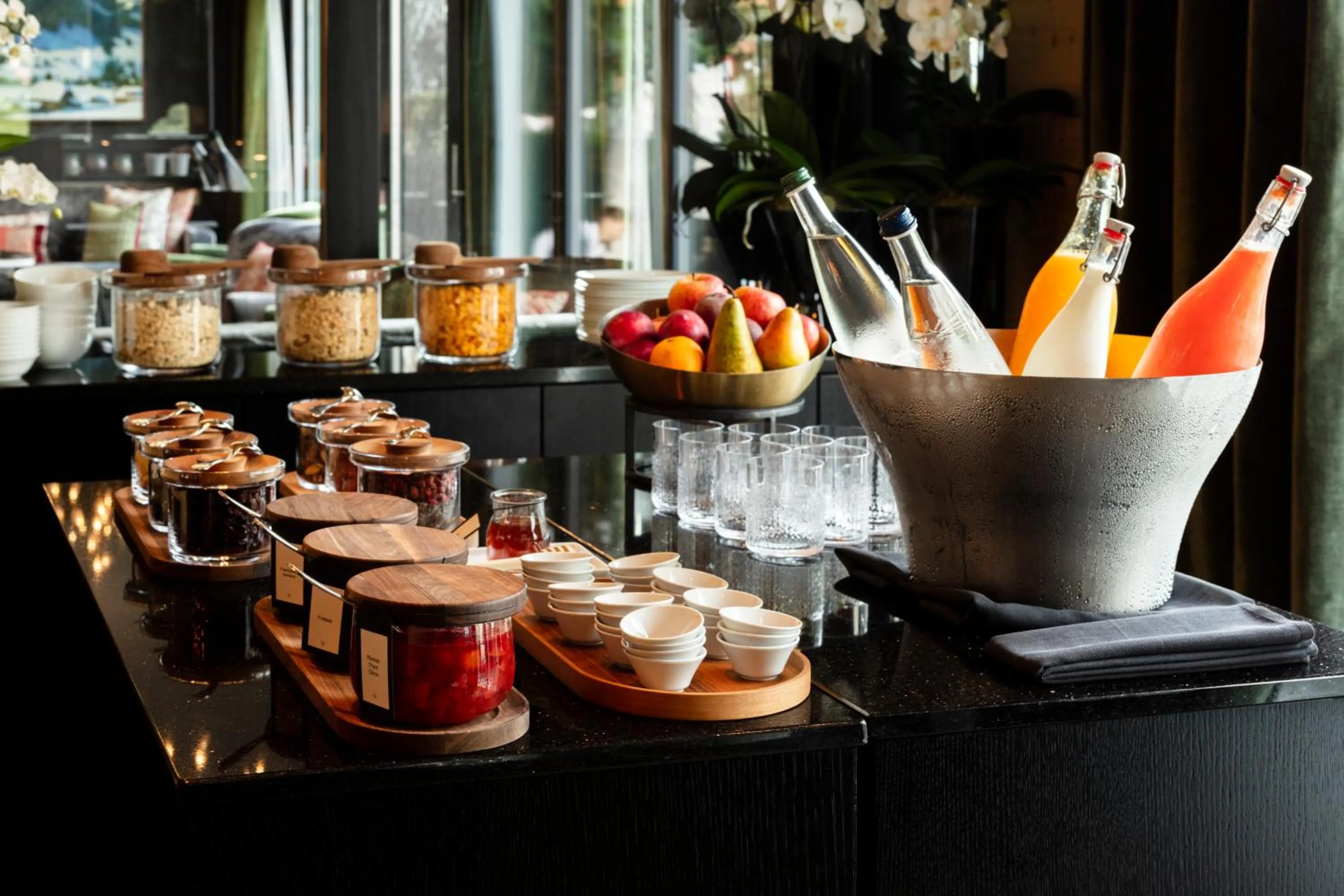 Restaurant/places to eat in Hotel-Restaurant Valrose