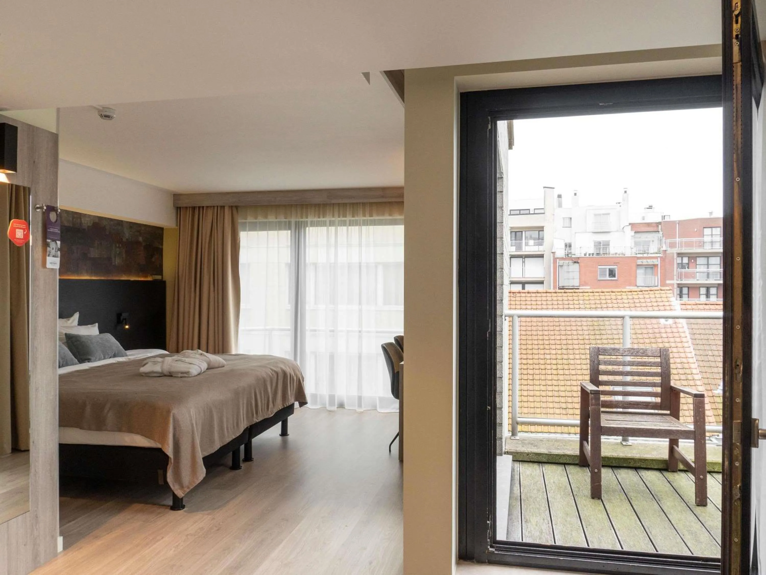 Bedroom, Bed in Mercure Oostende