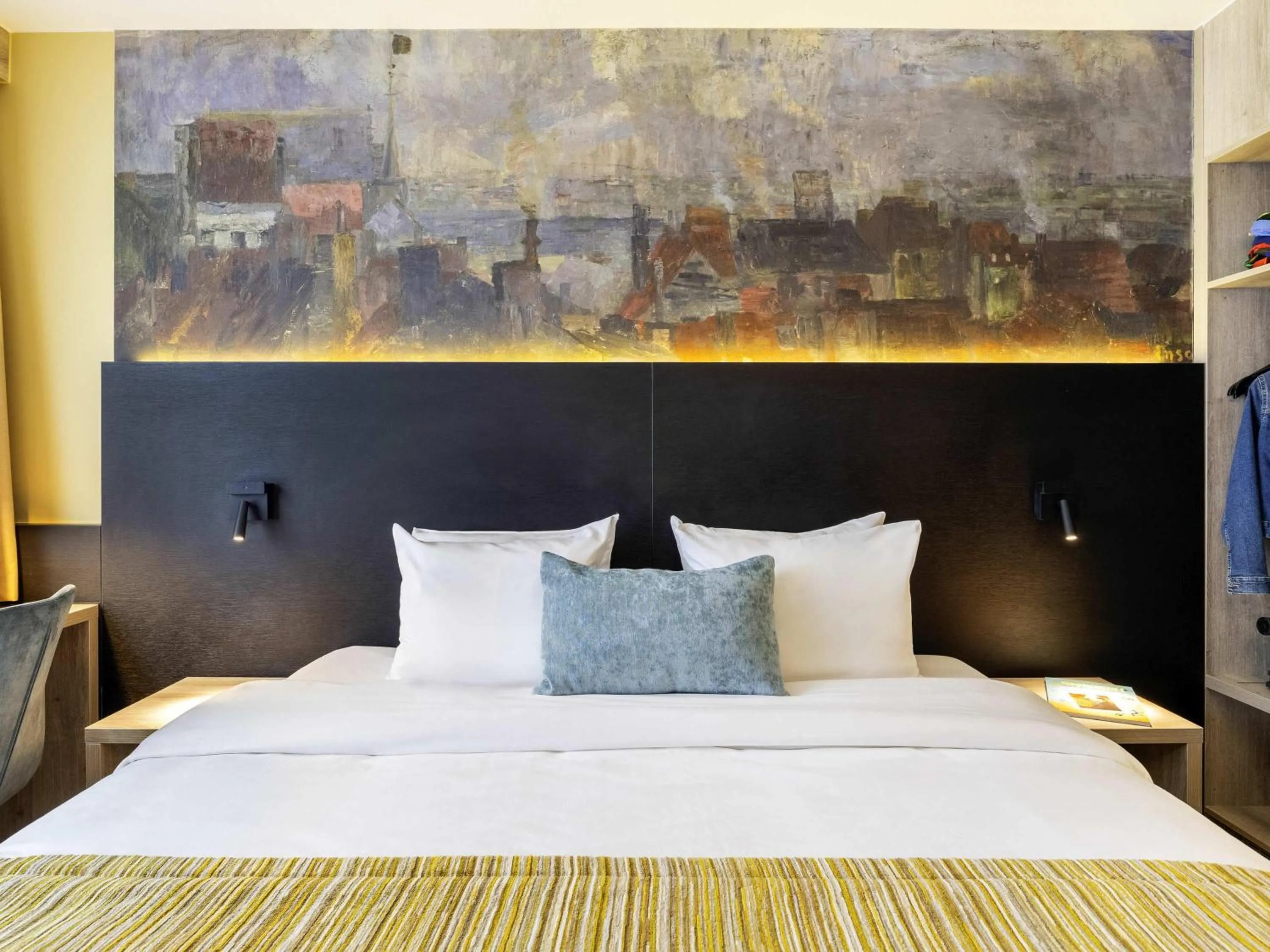 Bedroom, Bed in Mercure Oostende