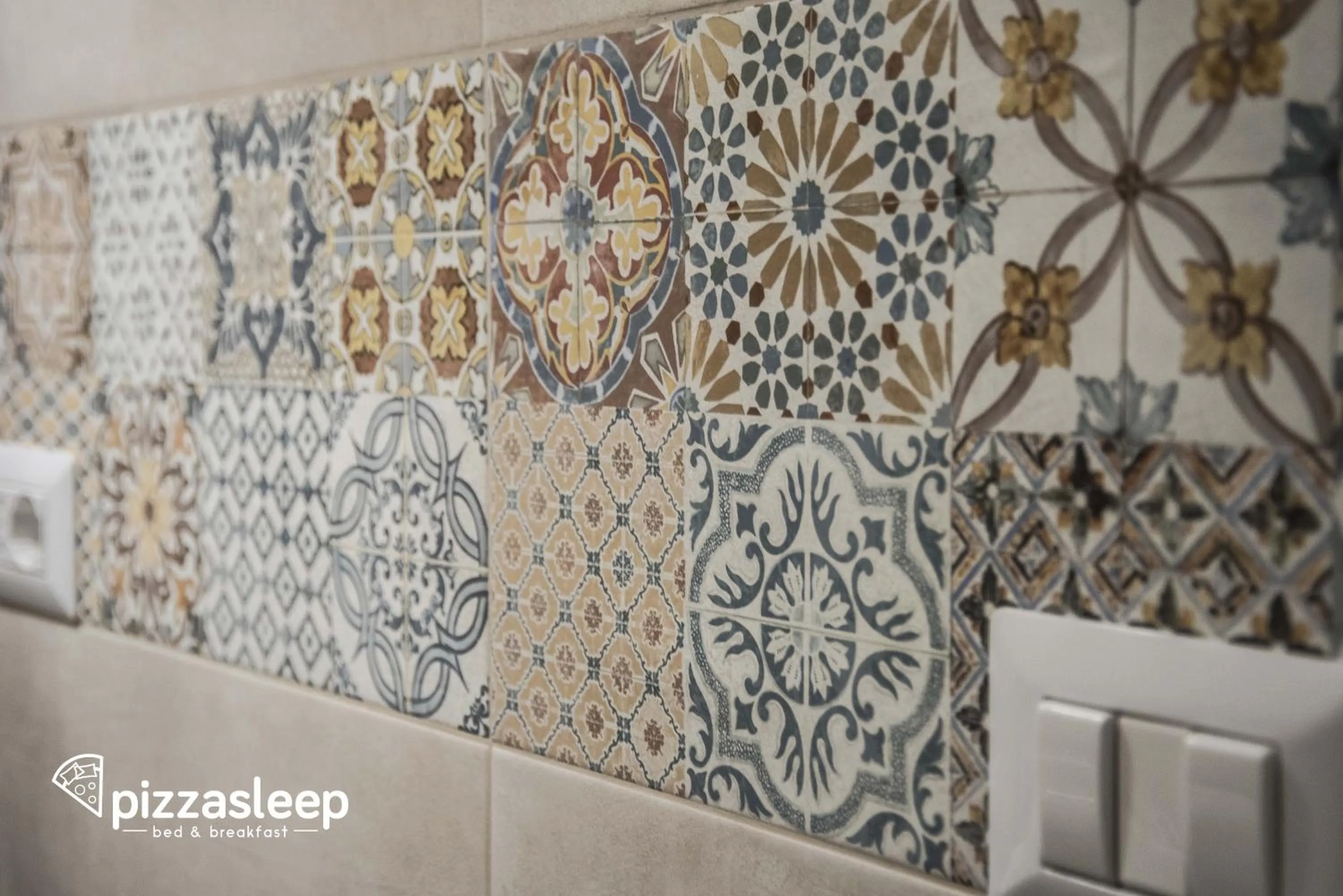 Decorative detail in PizzaSleep B&B
