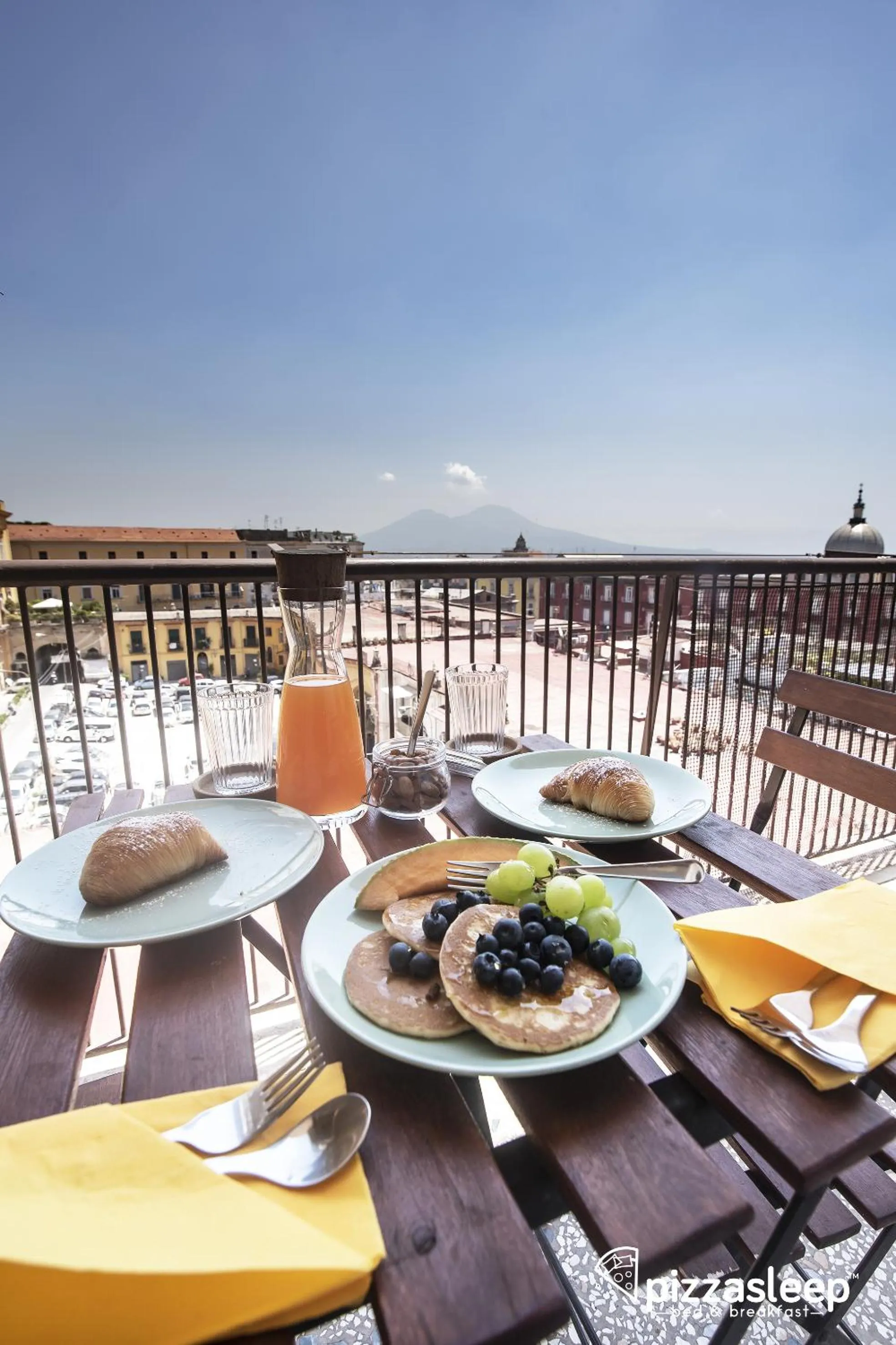 Bird's eye view in PizzaSleep B&B