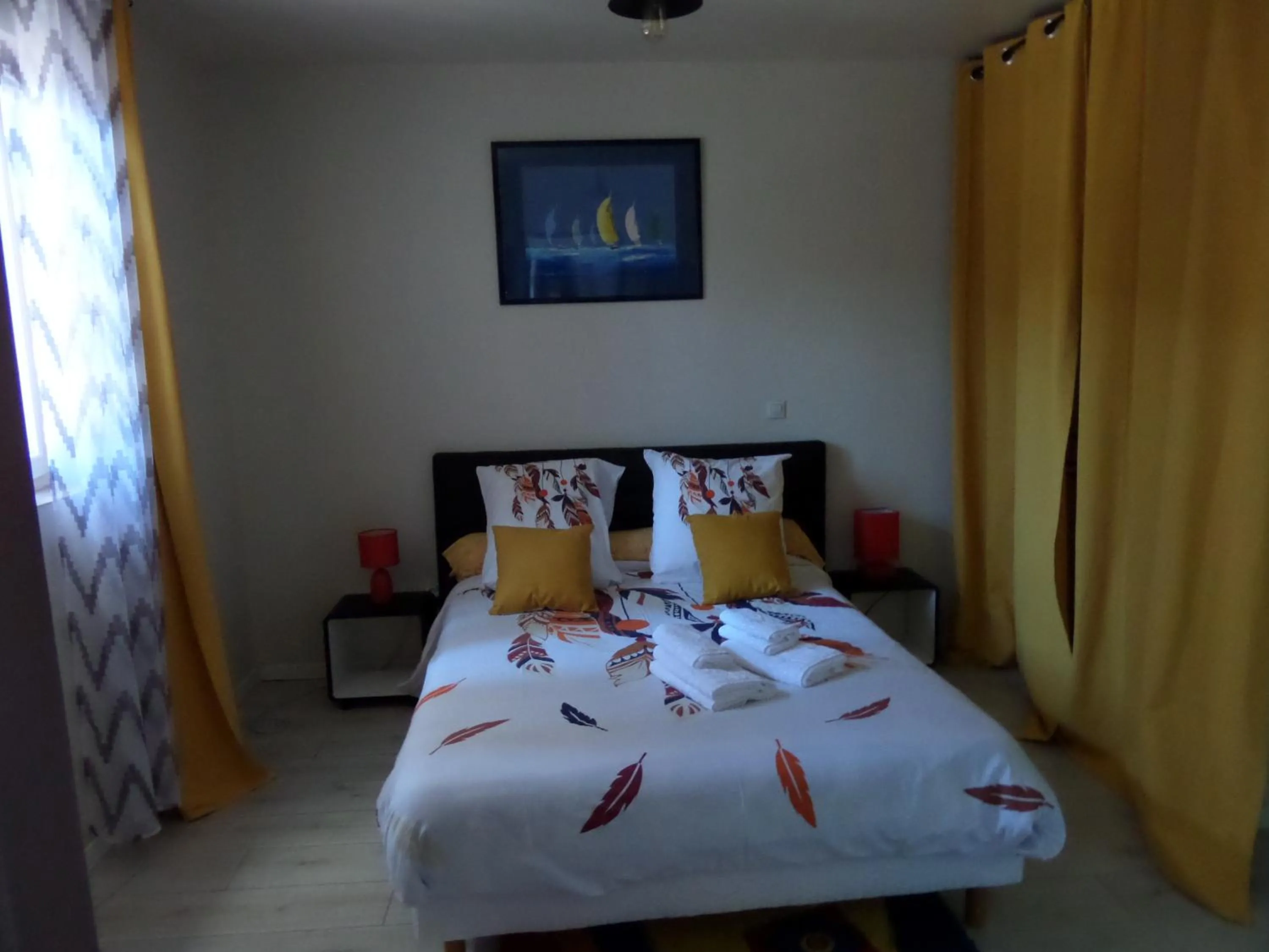 Bedroom, Bed in Chambre d'hotes ronquer