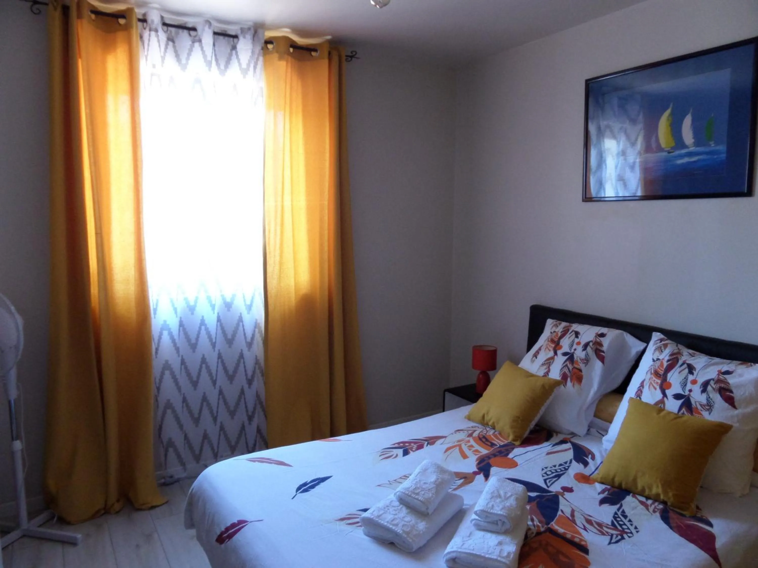 Bedroom, Bed in Chambre d'hotes ronquer
