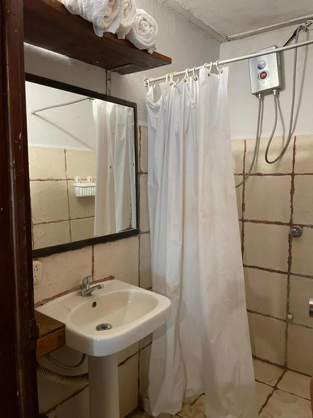 Shower in Beach Cabinas