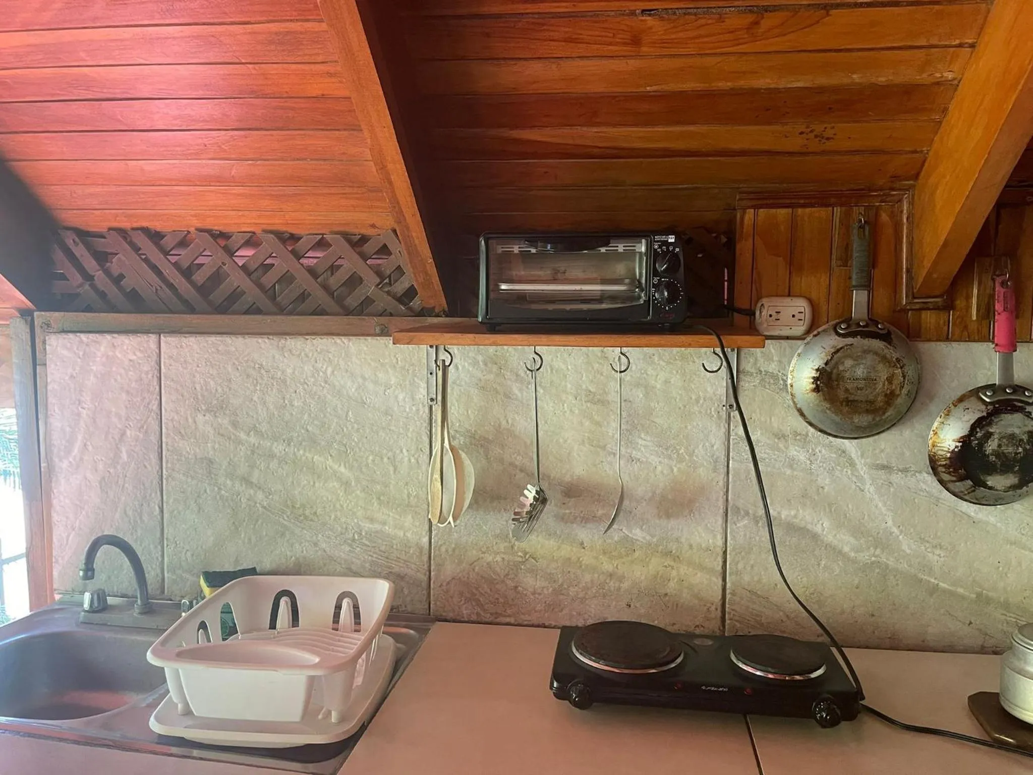 Kitchen or kitchenette in Beach Cabinas