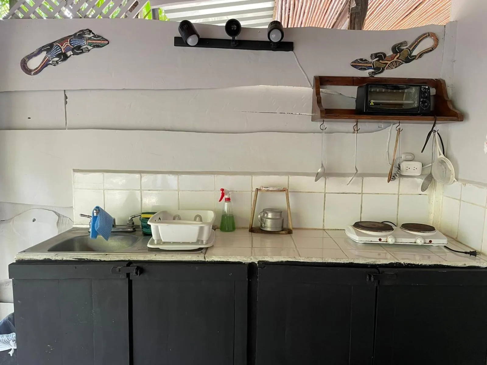 Kitchen or kitchenette in Beach Cabinas