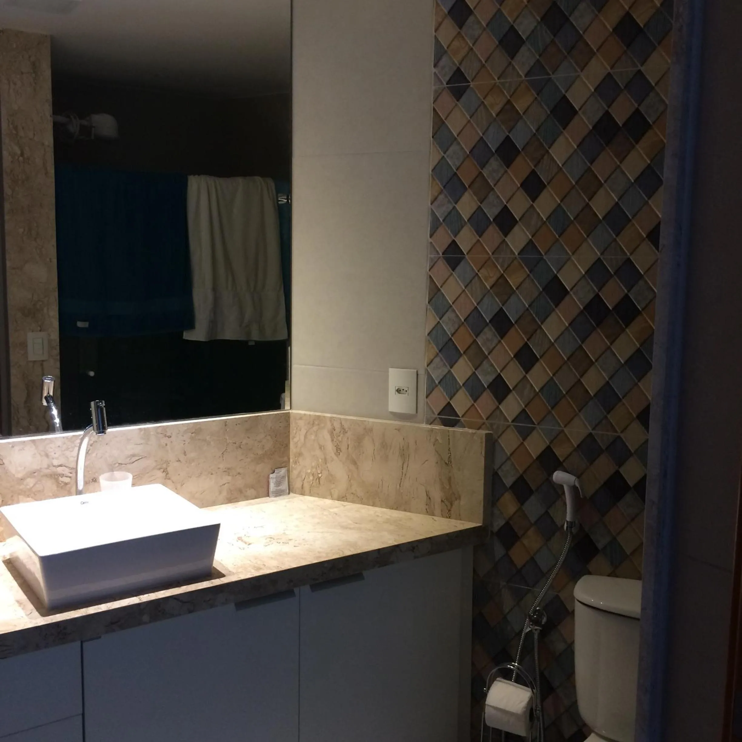 Bathroom in Flat Carneiros Beach Resort