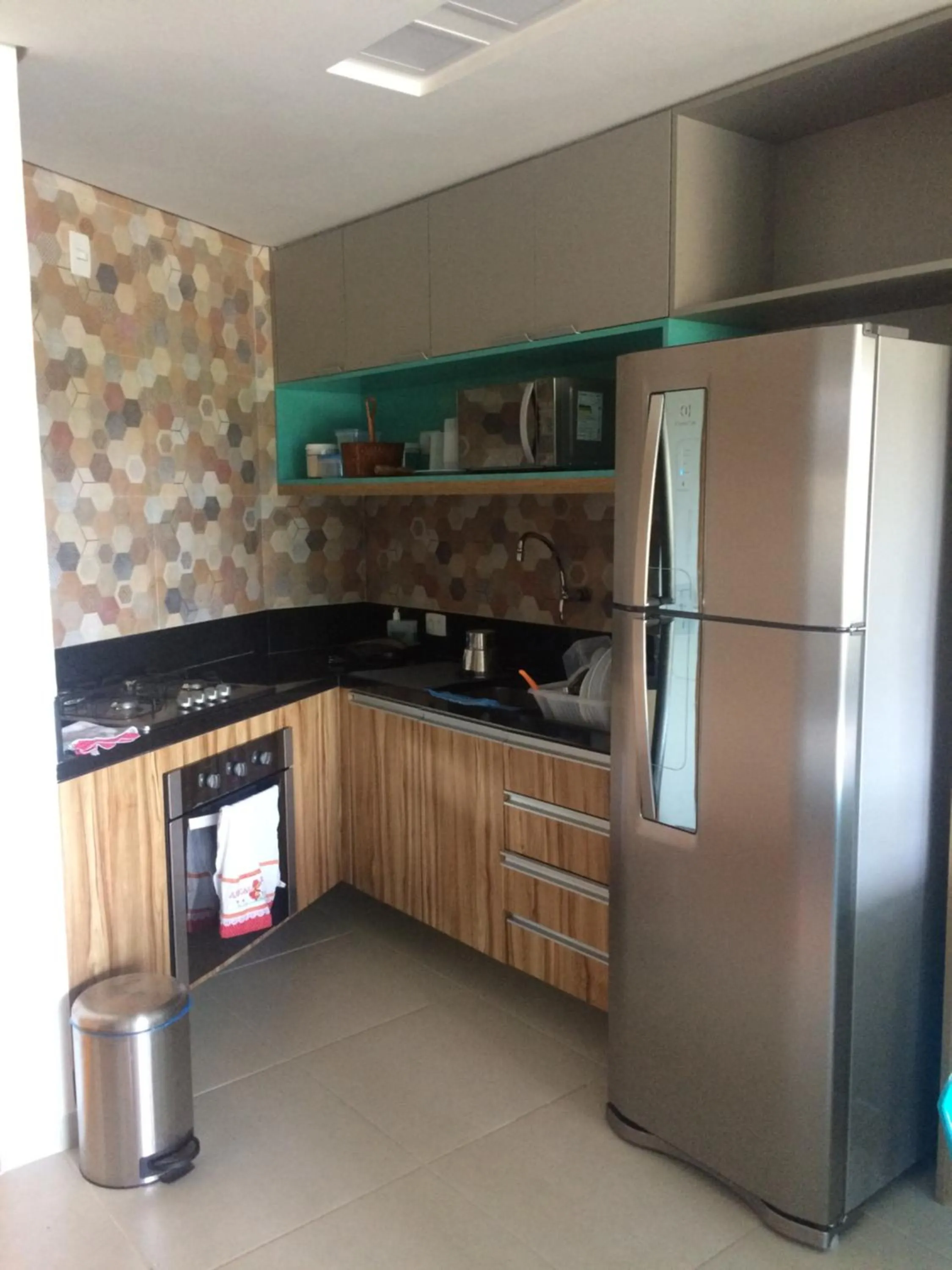 Communal kitchen in Flat Carneiros Beach Resort