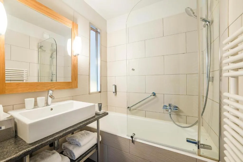 Bathroom in Hotel Le Morgane