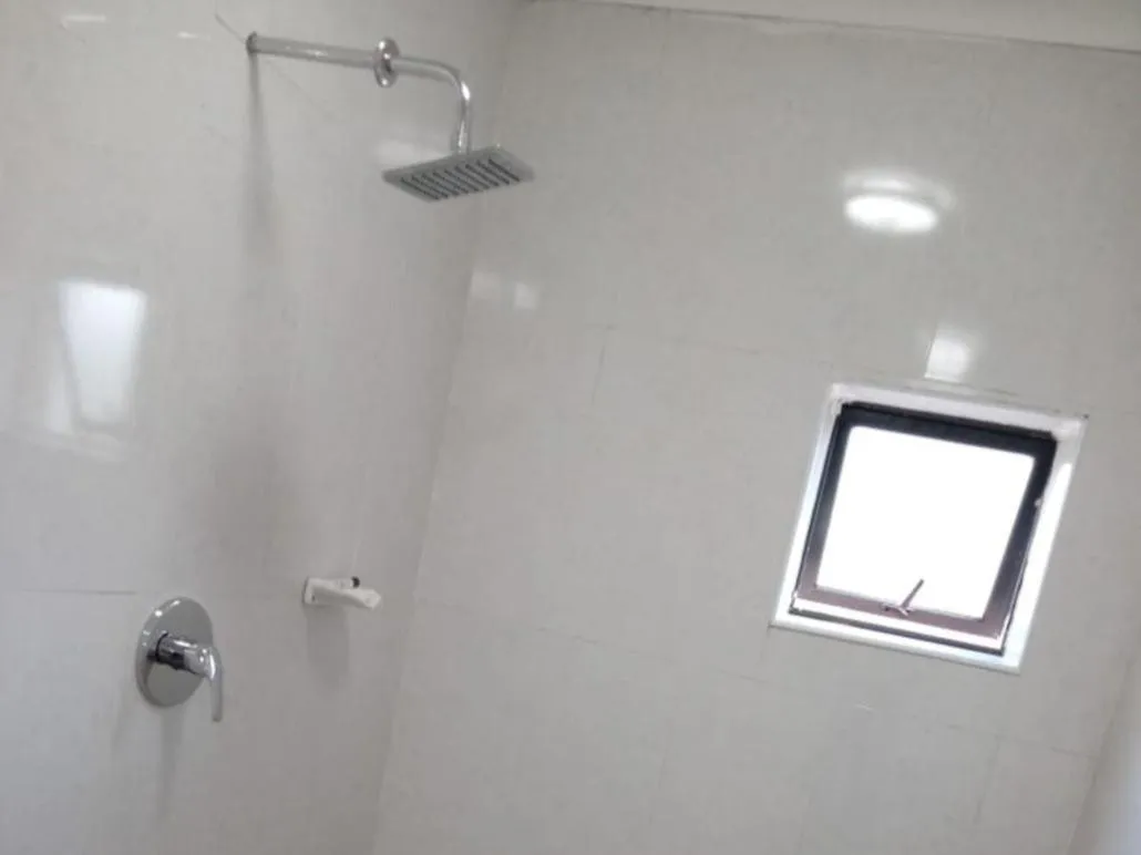 Shower in River-Ridge Guest House