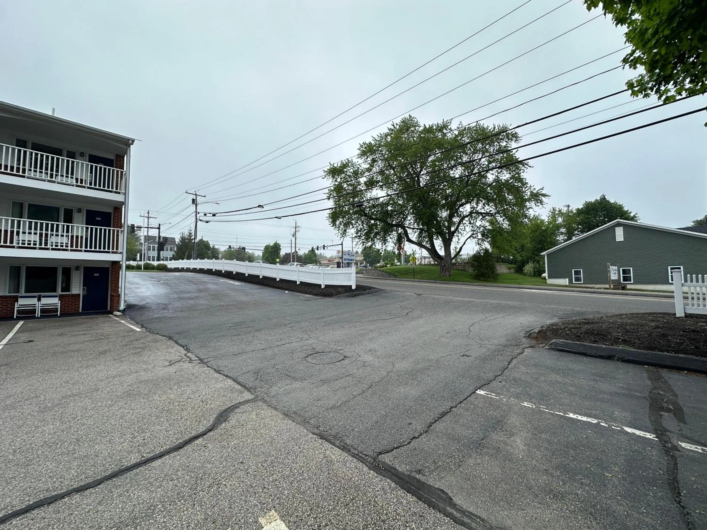 Facade/entrance in USA Inn