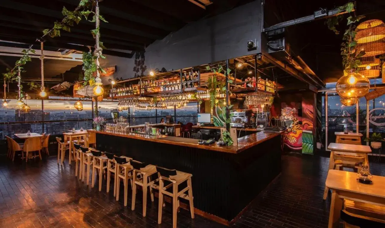 Hotel American Visa Tower Hotel American Visa Tower