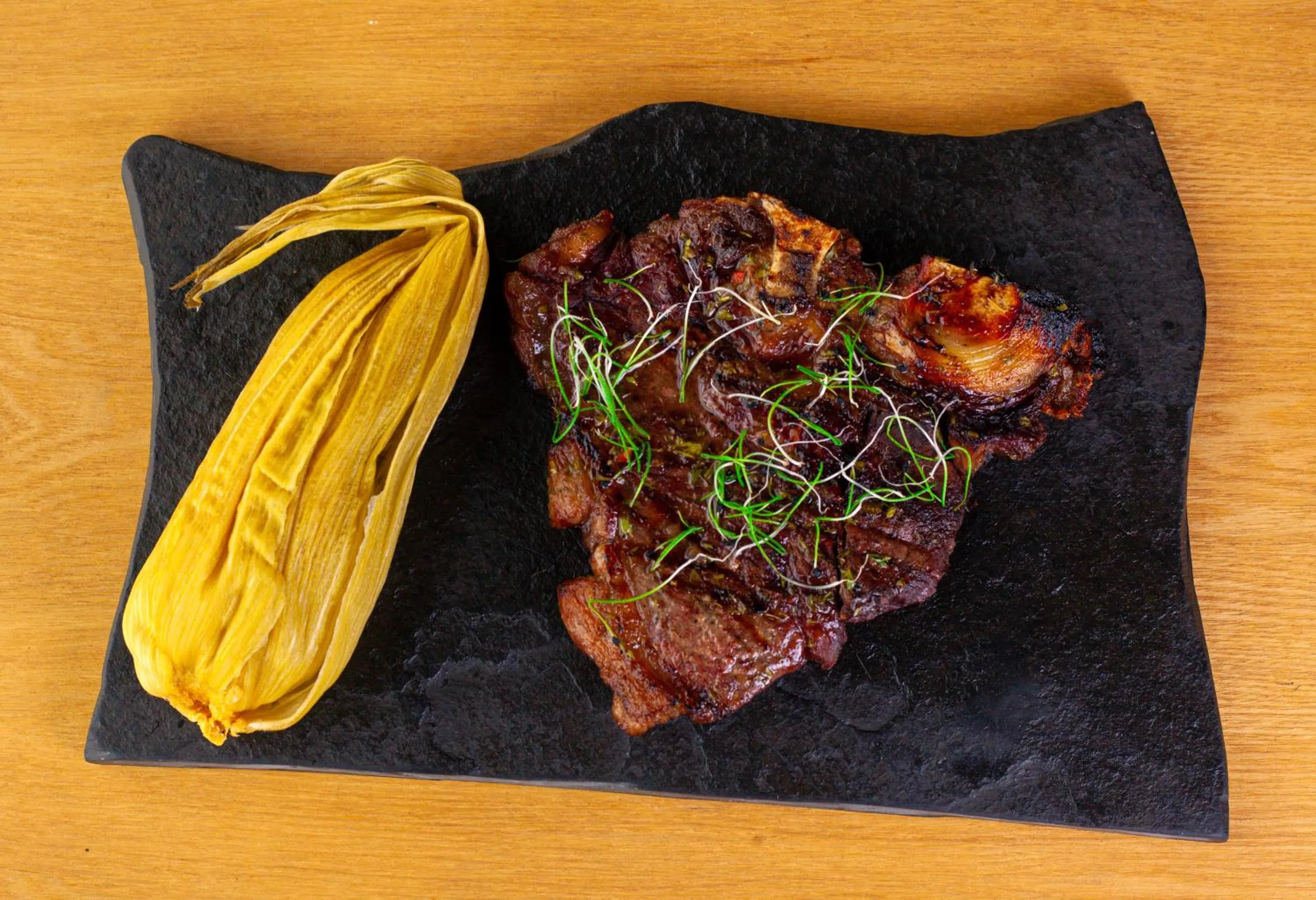 Restaurant/places to eat in Hotel American Visa Tower