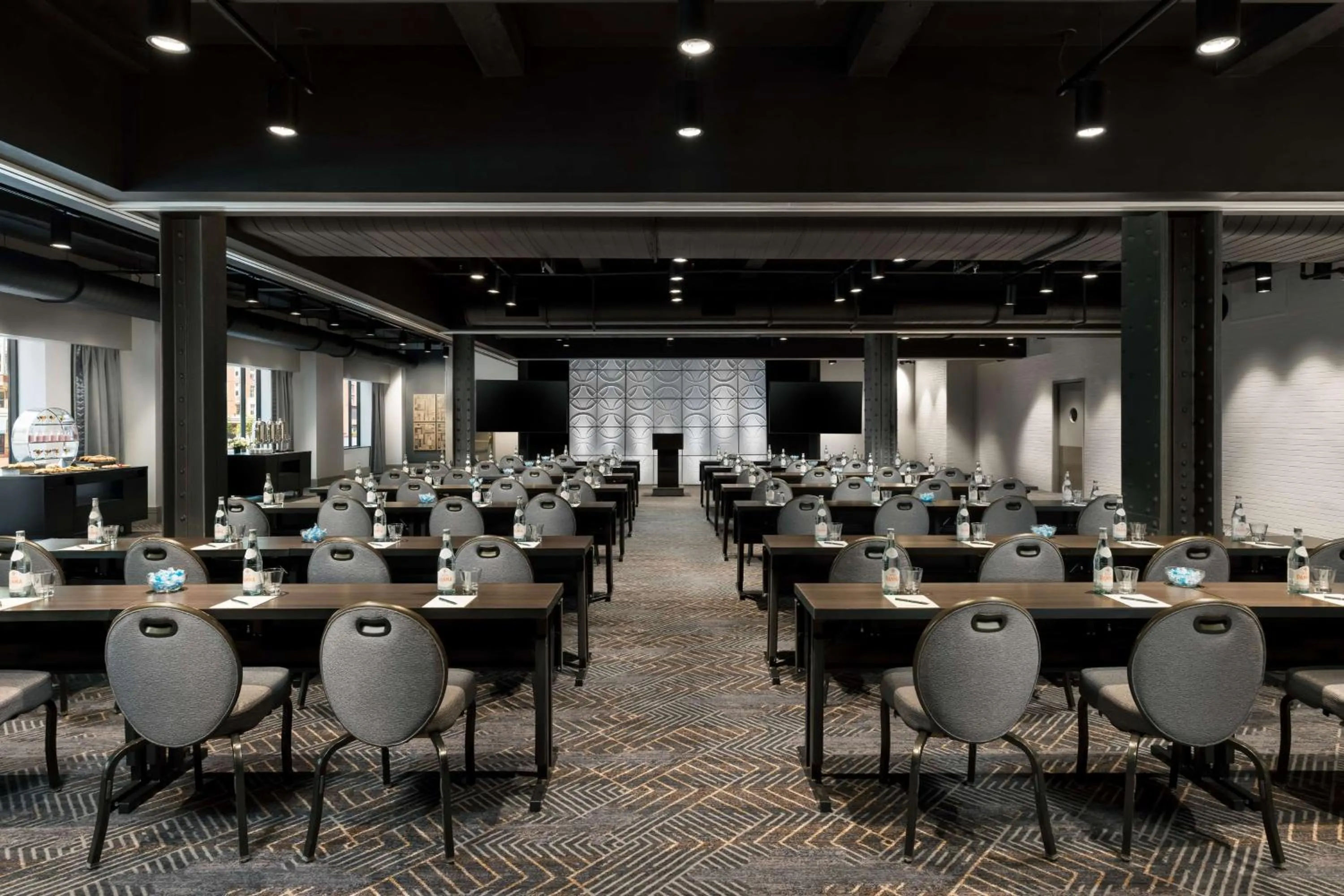 Meeting/conference room in Hilton Boston Park Plaza