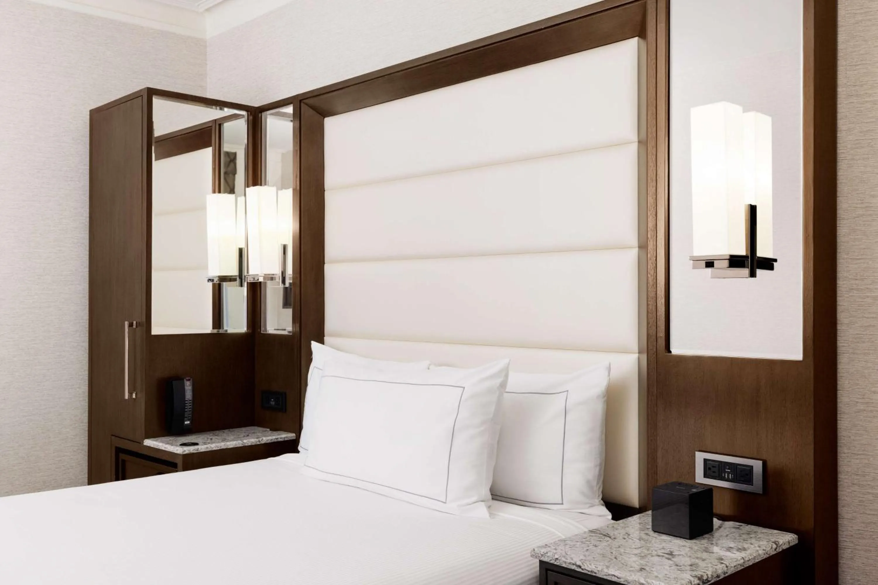 Bed in Hilton Boston Park Plaza