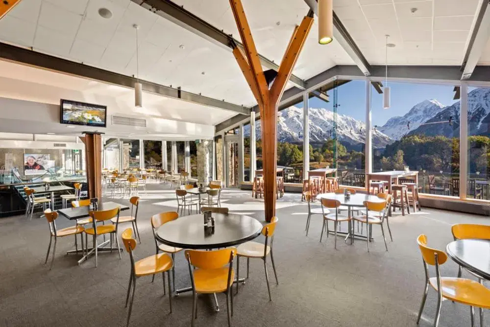Restaurant/places to eat in The Hermitage Hotel Mt Cook Restaurant/places to eat in The Hermitage Hotel Mt Cook
